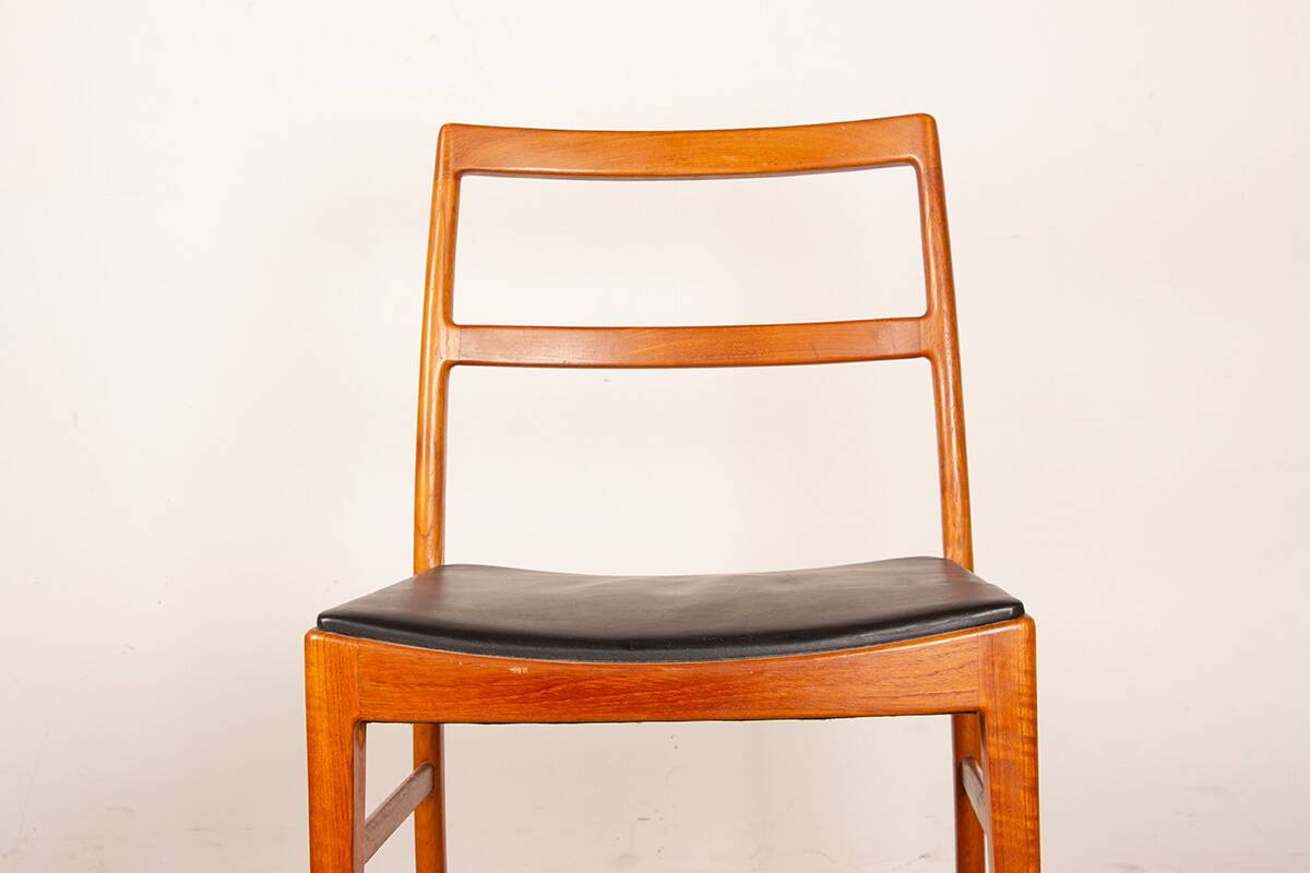 Set of 4 Danish teak and leather chairs, model 430, by Arne Vodder, 1960