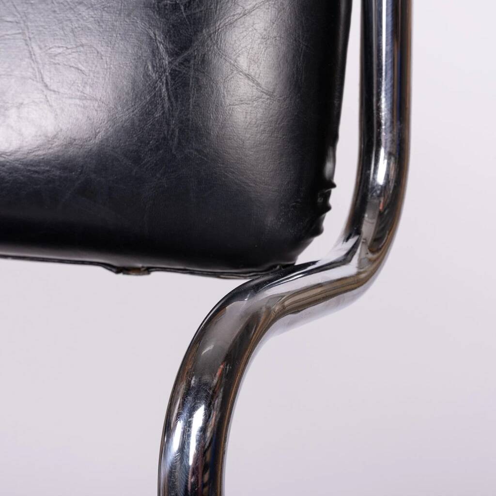 Tubular chair by Ladislav Vrátník