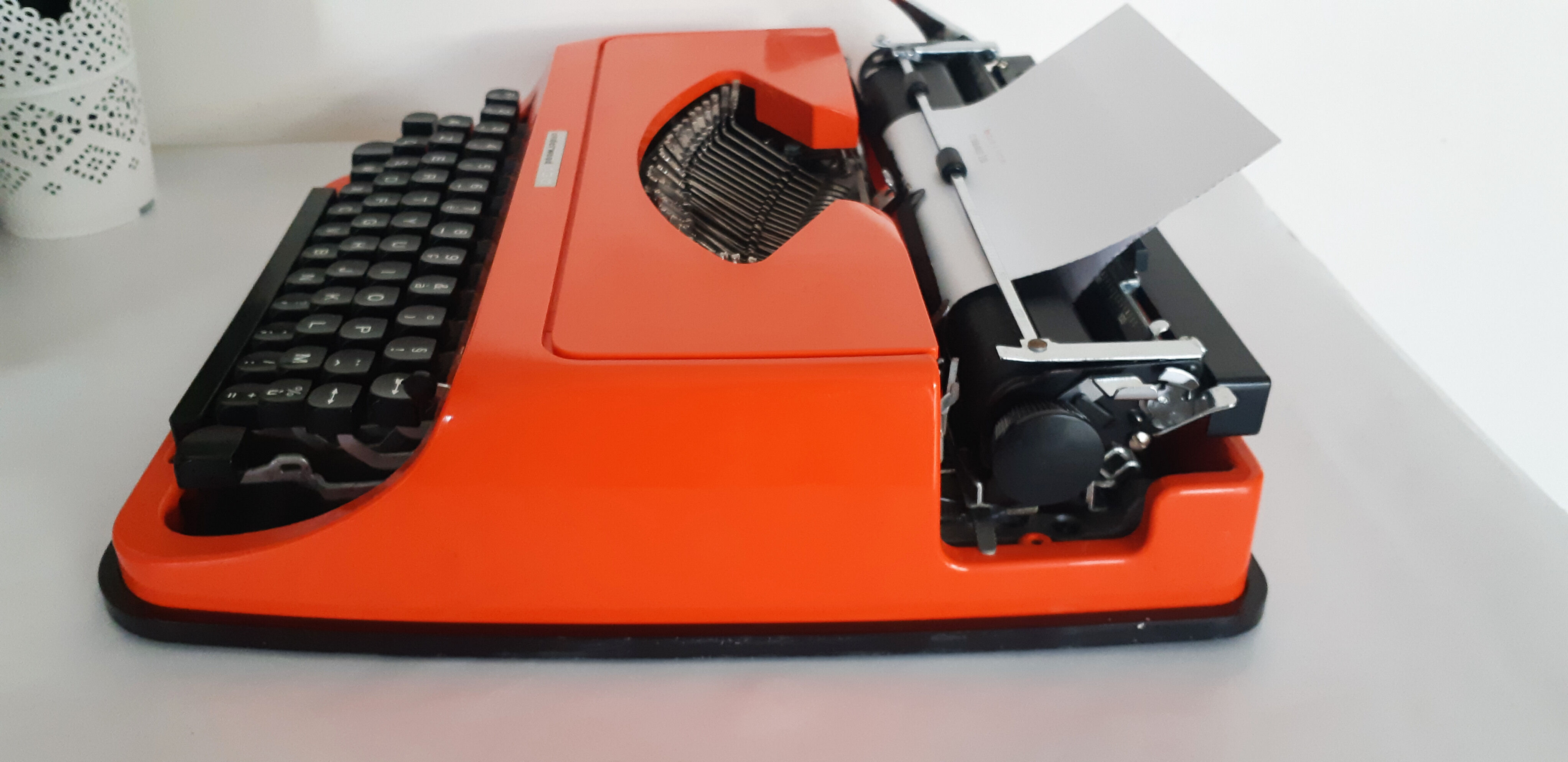 Red typewriter, functional