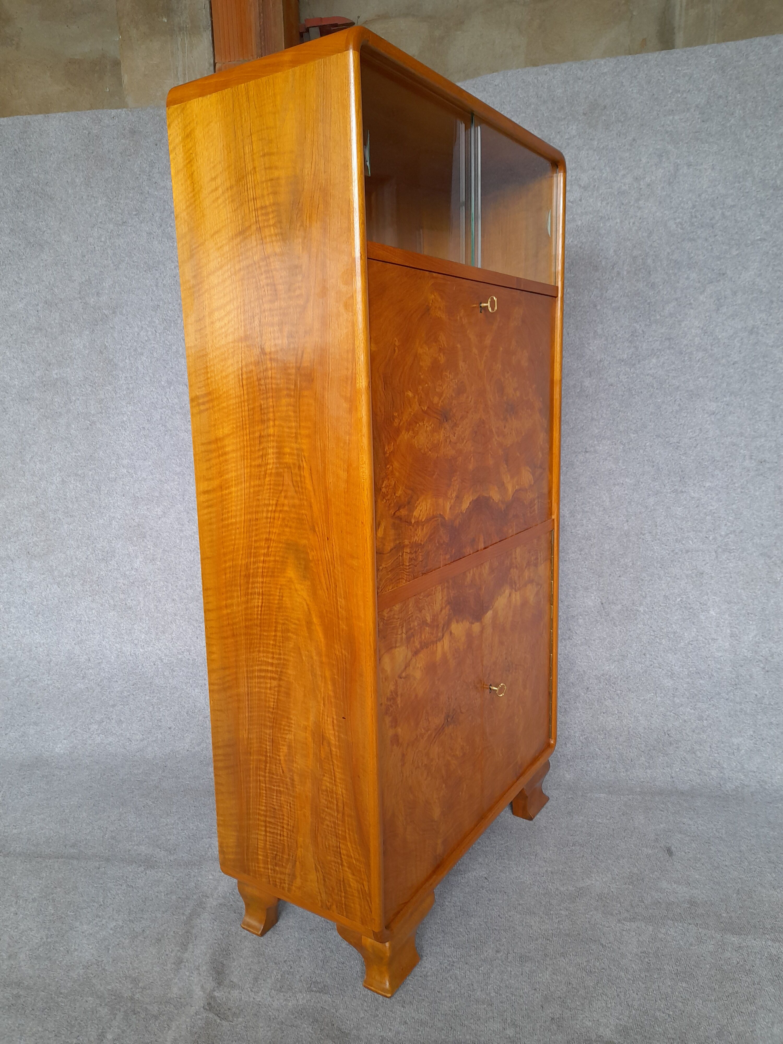 Art Deco secretary in walnut and walnut bramble