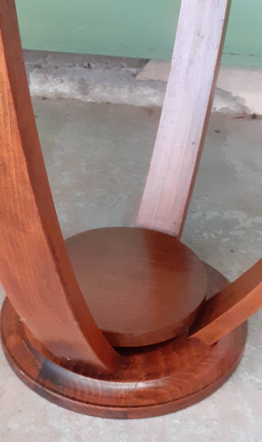 Artdeco pedestal table.