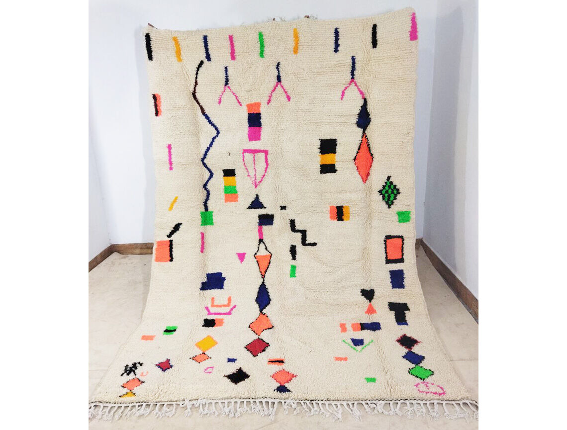 Moroccan berber carpet 278x190cm