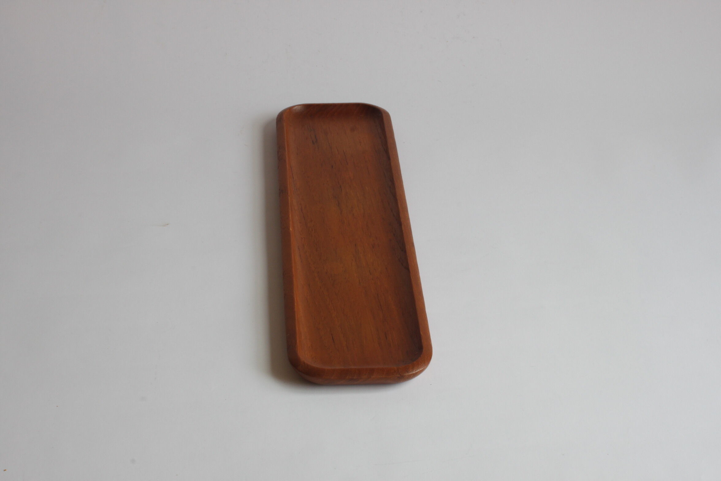 Teak wooden serving tray by Karl Holmberg, Sweden 1960s.
