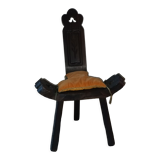Tripod stool with backrest