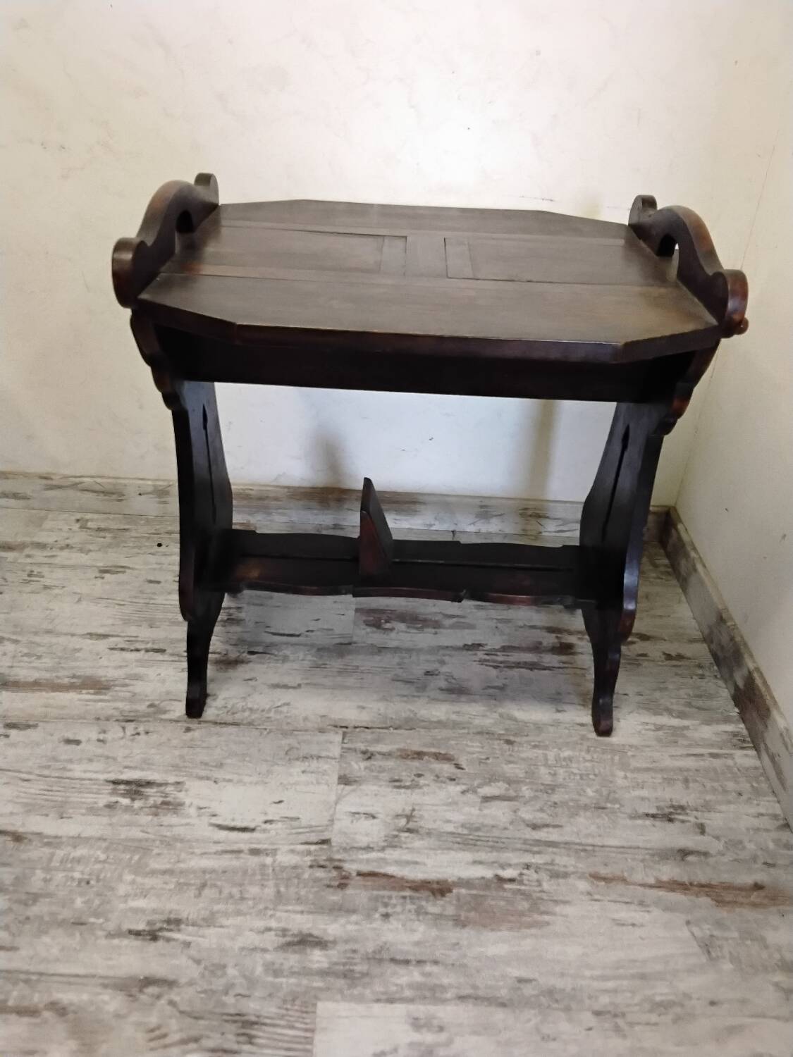 Antique table with a system