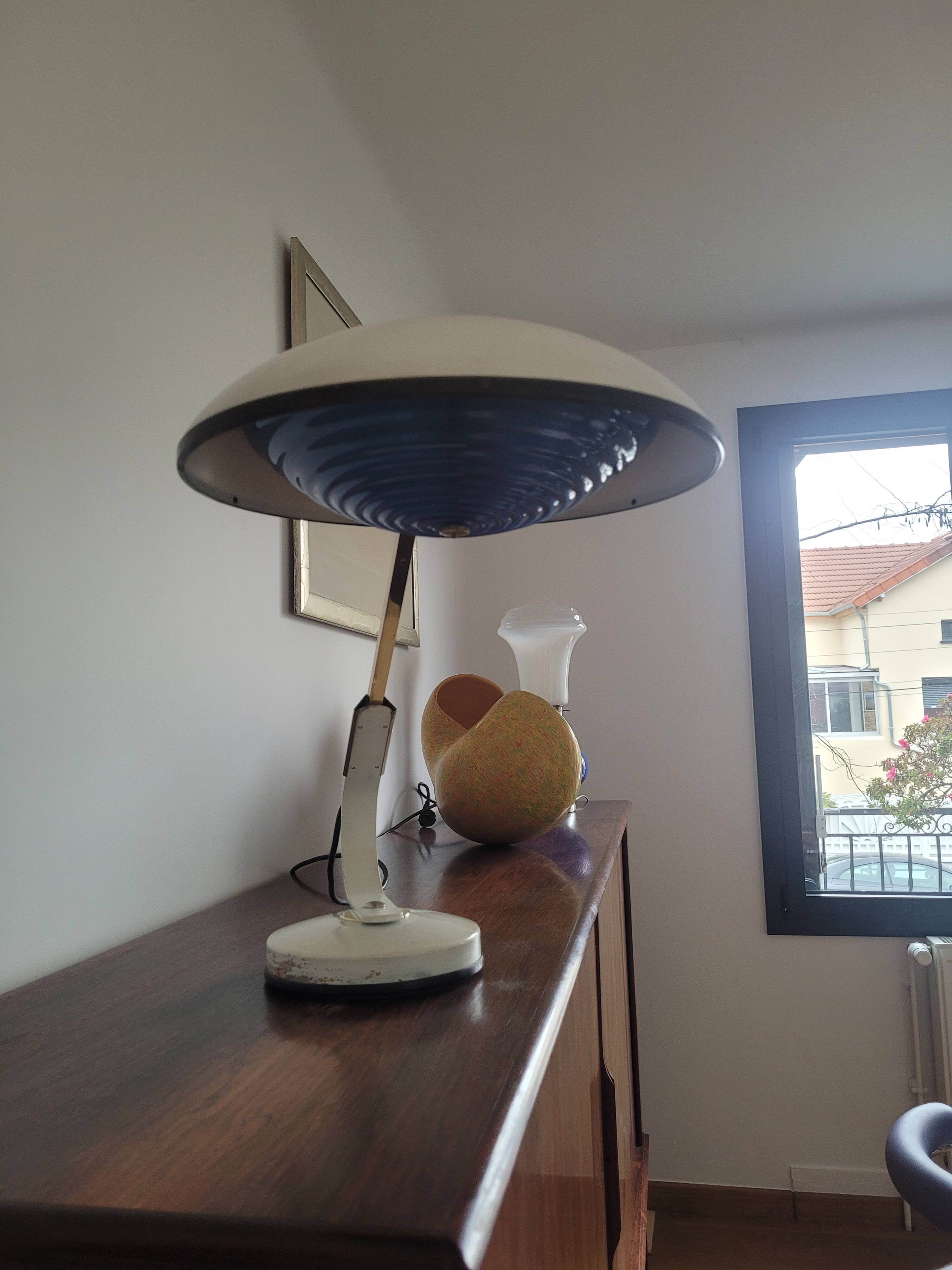 Lampe Ferdinand Solere avec son réflecteur bleu, années 50