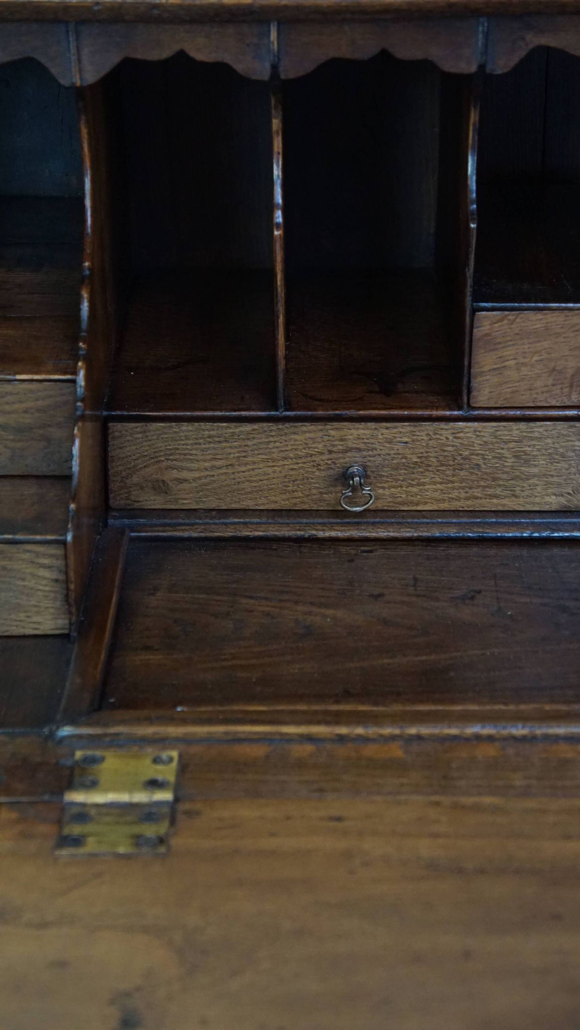 Antique English oak secretaire late 18th/early 19th century with stepped interior and working locks