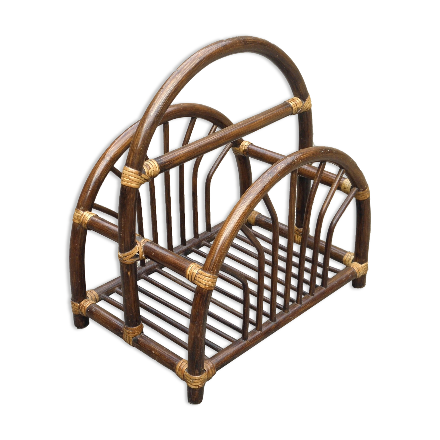 Rattan vinyl holders