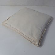 Coussins au crochet écru vintage