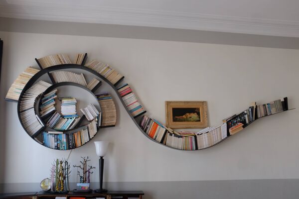 Bookworm 17 Kartel noir (design Ron Arad)