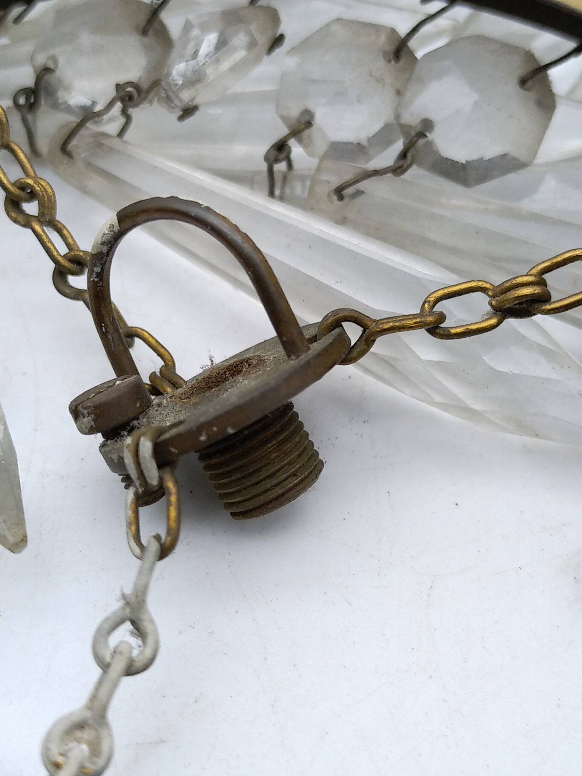 Small icicle tassel chandelier. Not electrified.