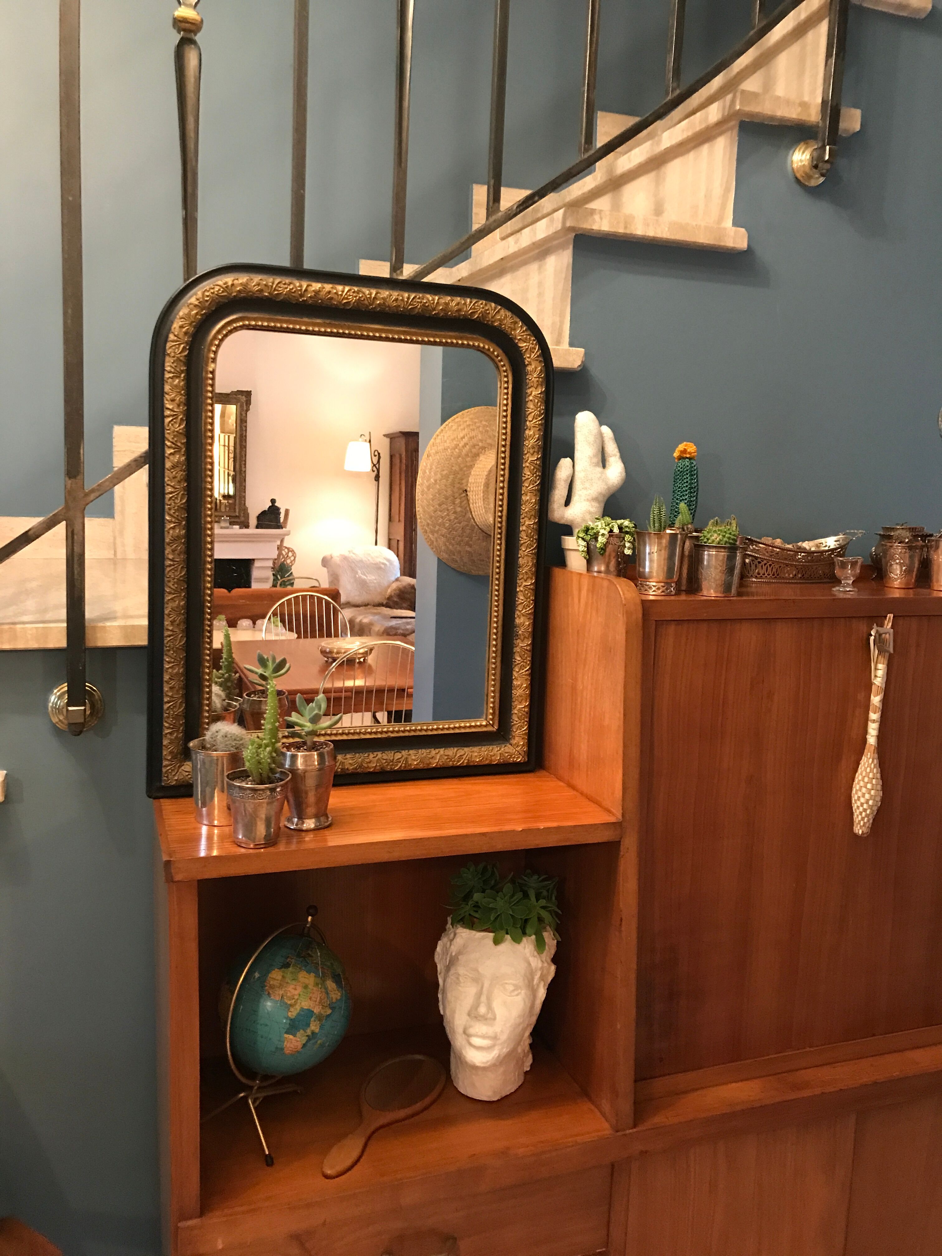 Miroir XIXè bois et stuc noirci et doré Napoléon III 49x60cm
