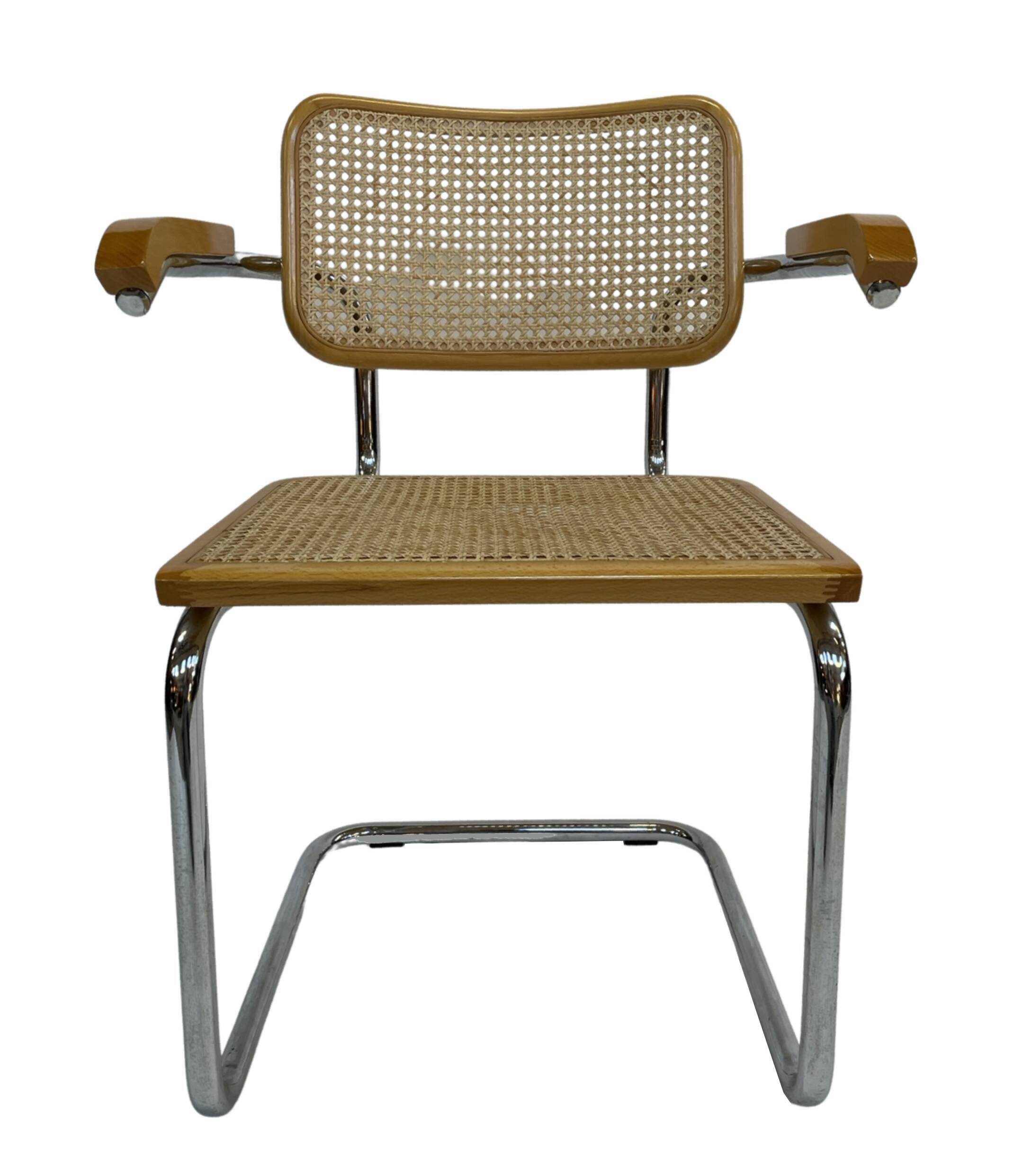 Cesca chair B64 with armrests by Marcel Breuer Design