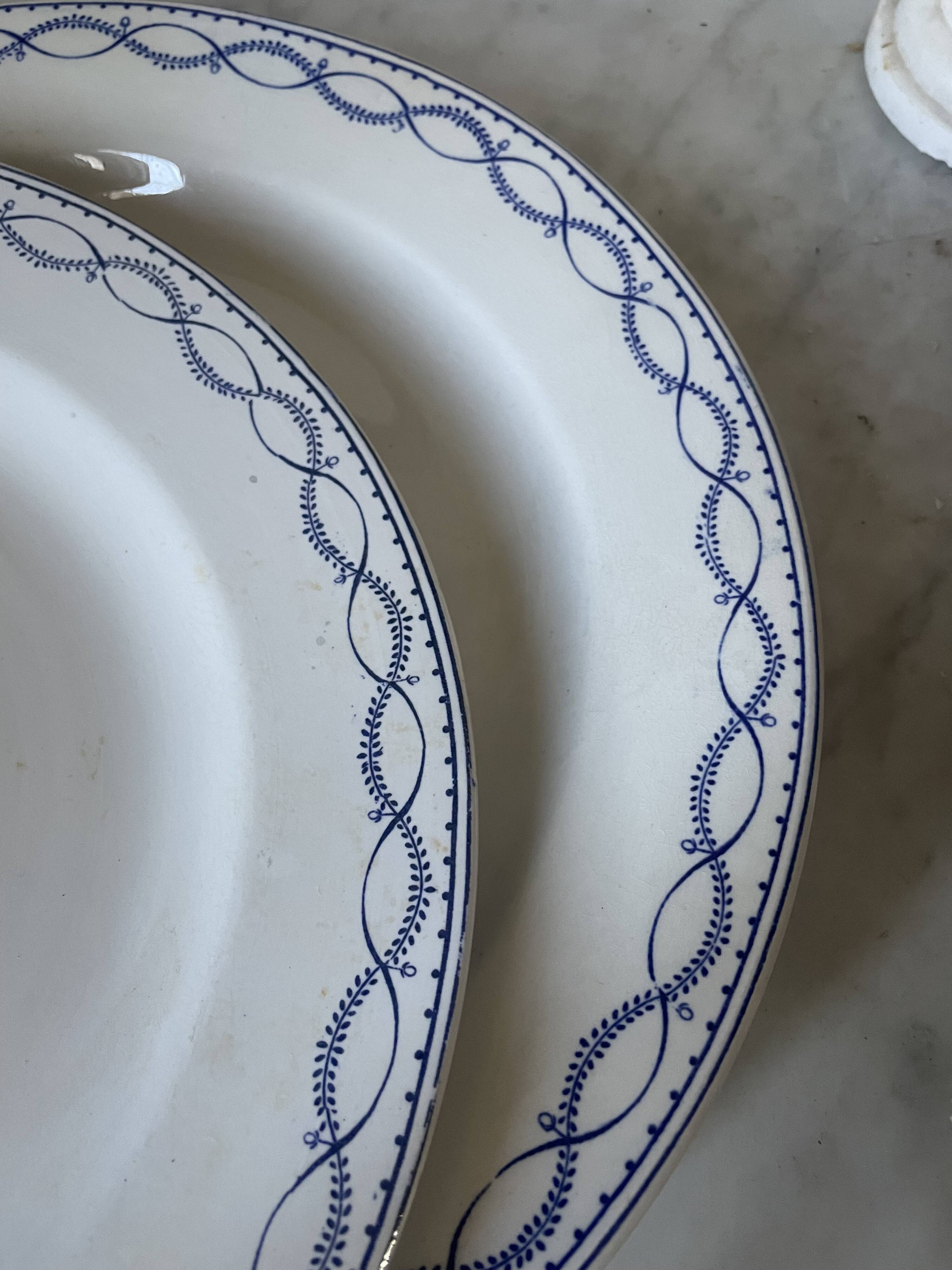 Pair of round dishes Boch La Louvière circa 1900