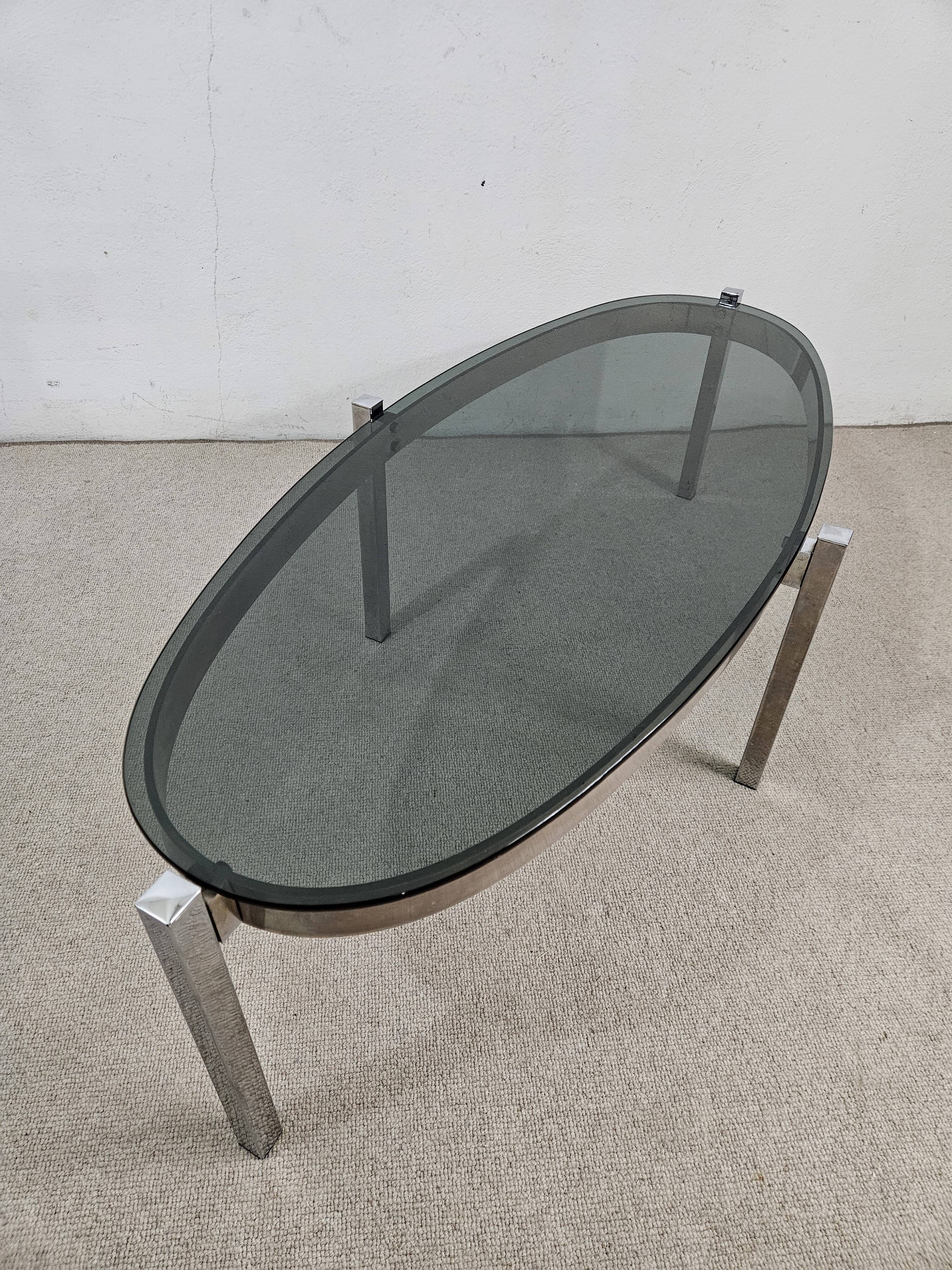 Table basse vintage ovale - Design 70