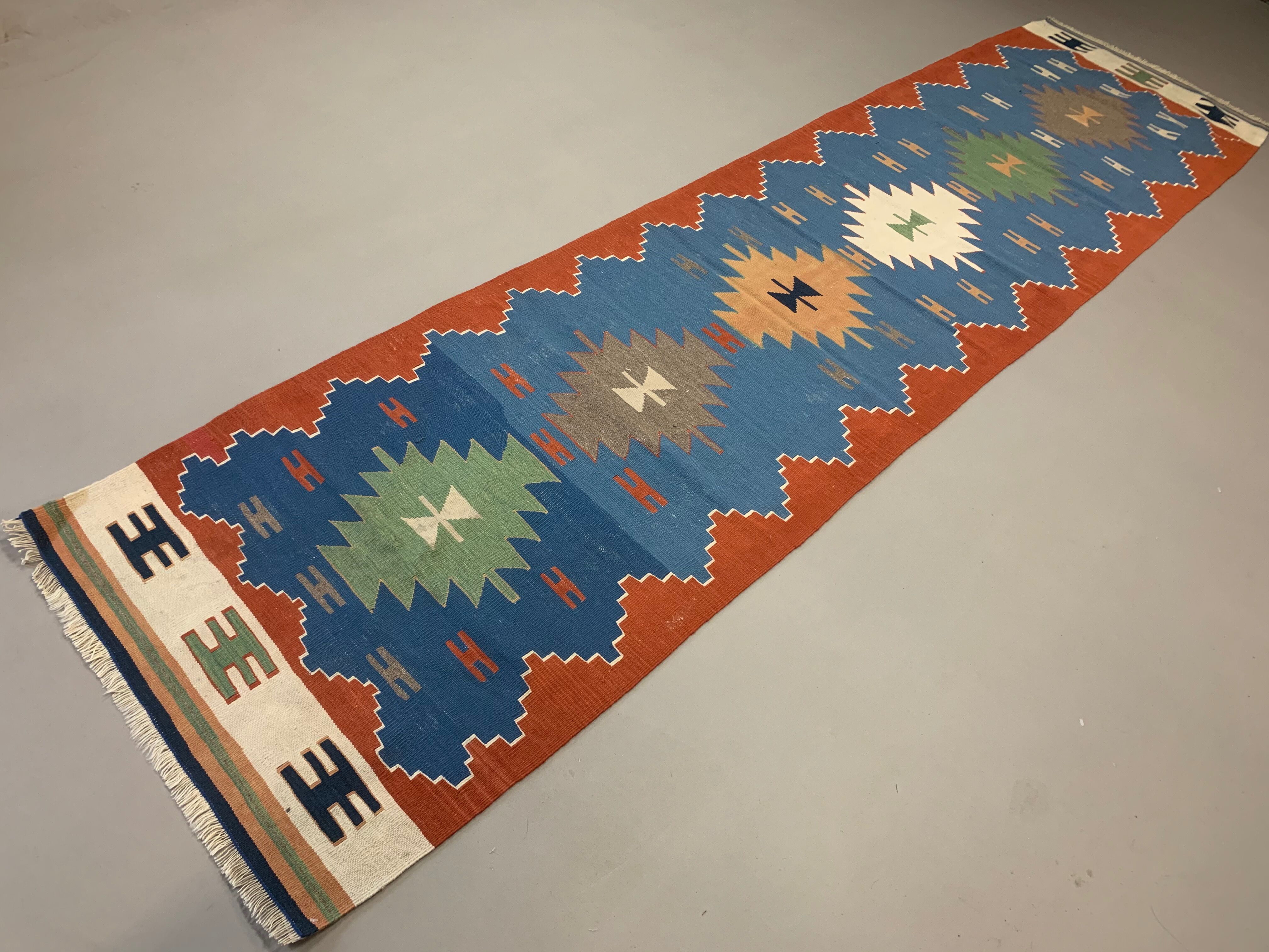 Old Turkish narrow Kilim Runner 327x85 cm, shabby chic, vintage decor kelim rug