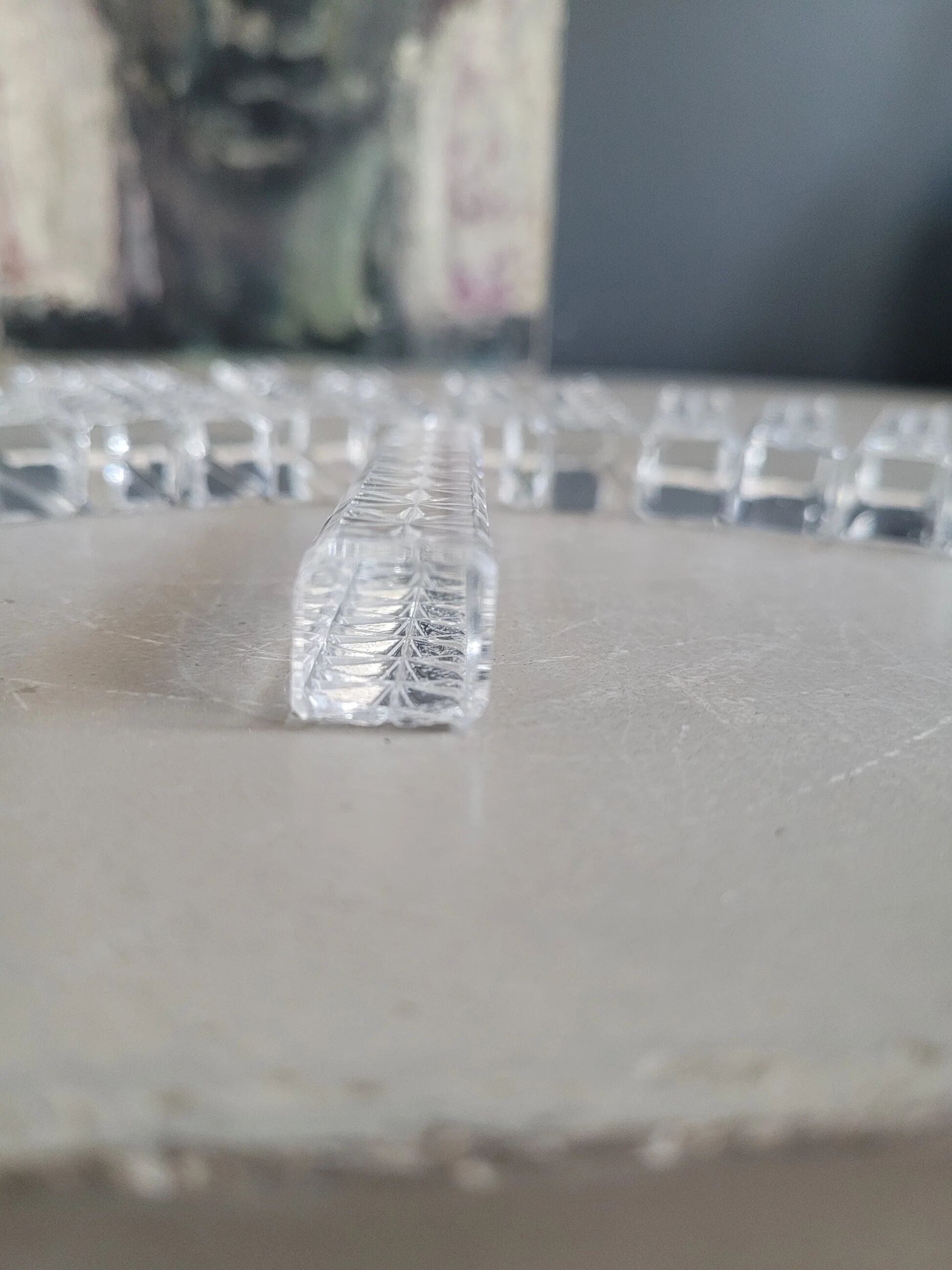 12 faceted glass knife rests