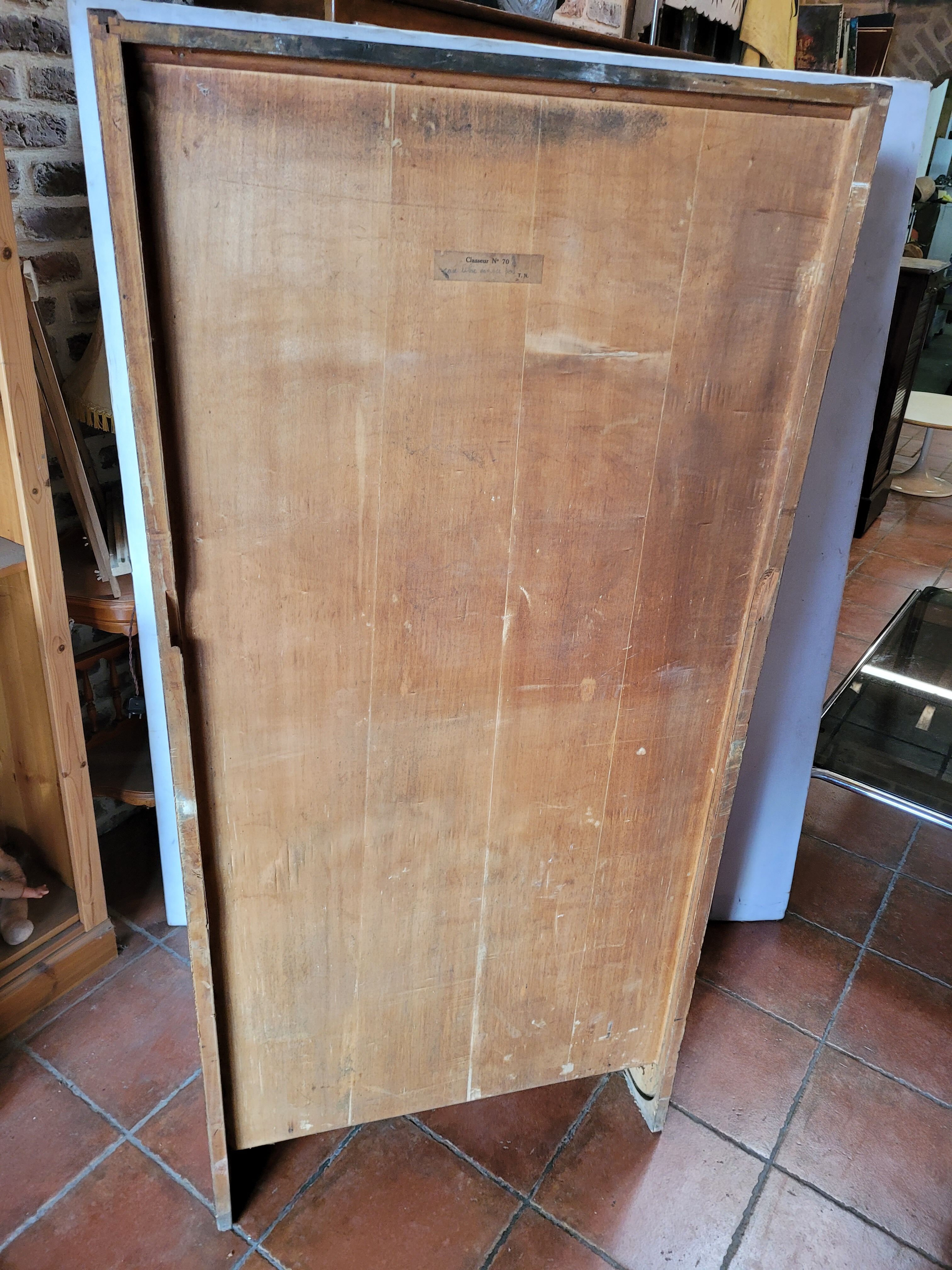 Old oak curtain binder