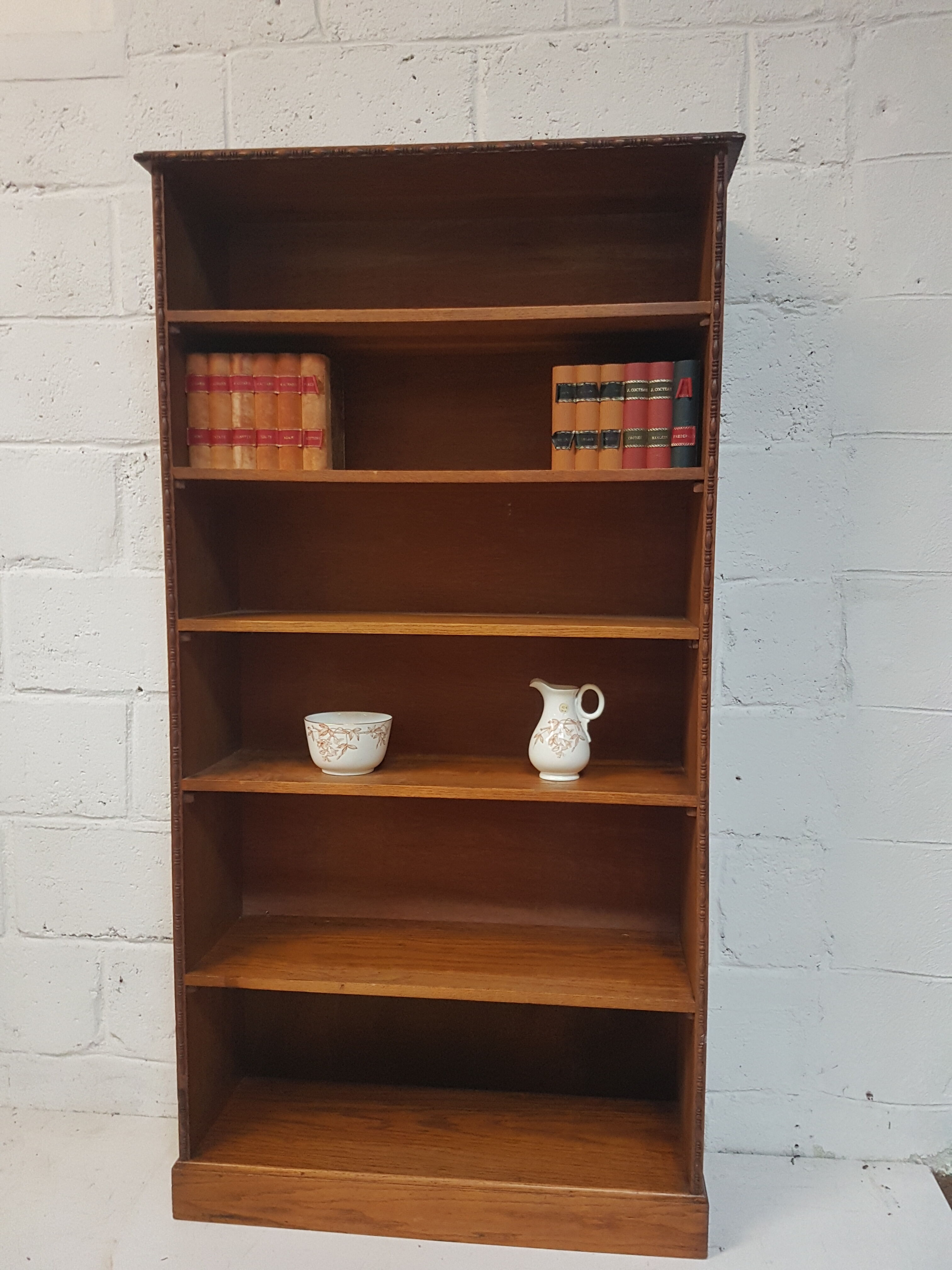 Library shelf