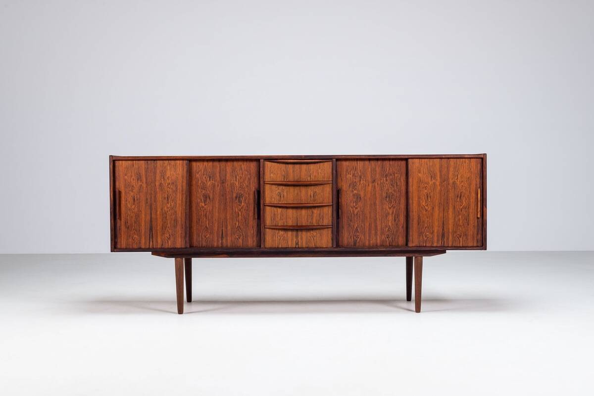 Scandinavian symmetric sideboard in rosewood Denmark 1960