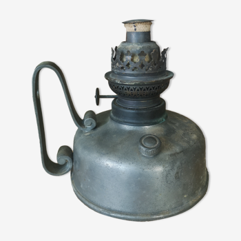 Tin oil lamp