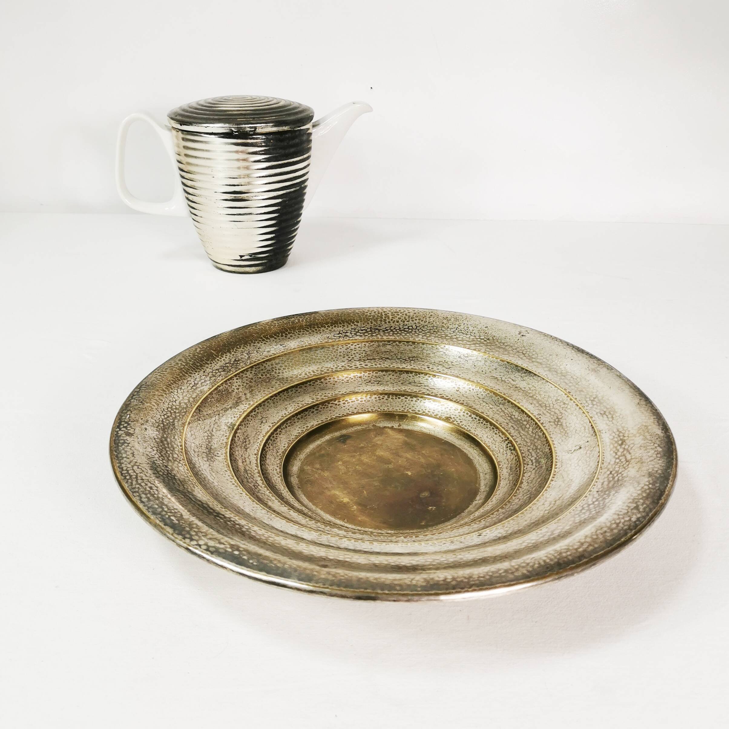 Art Deco platter, Germany, 1930s.