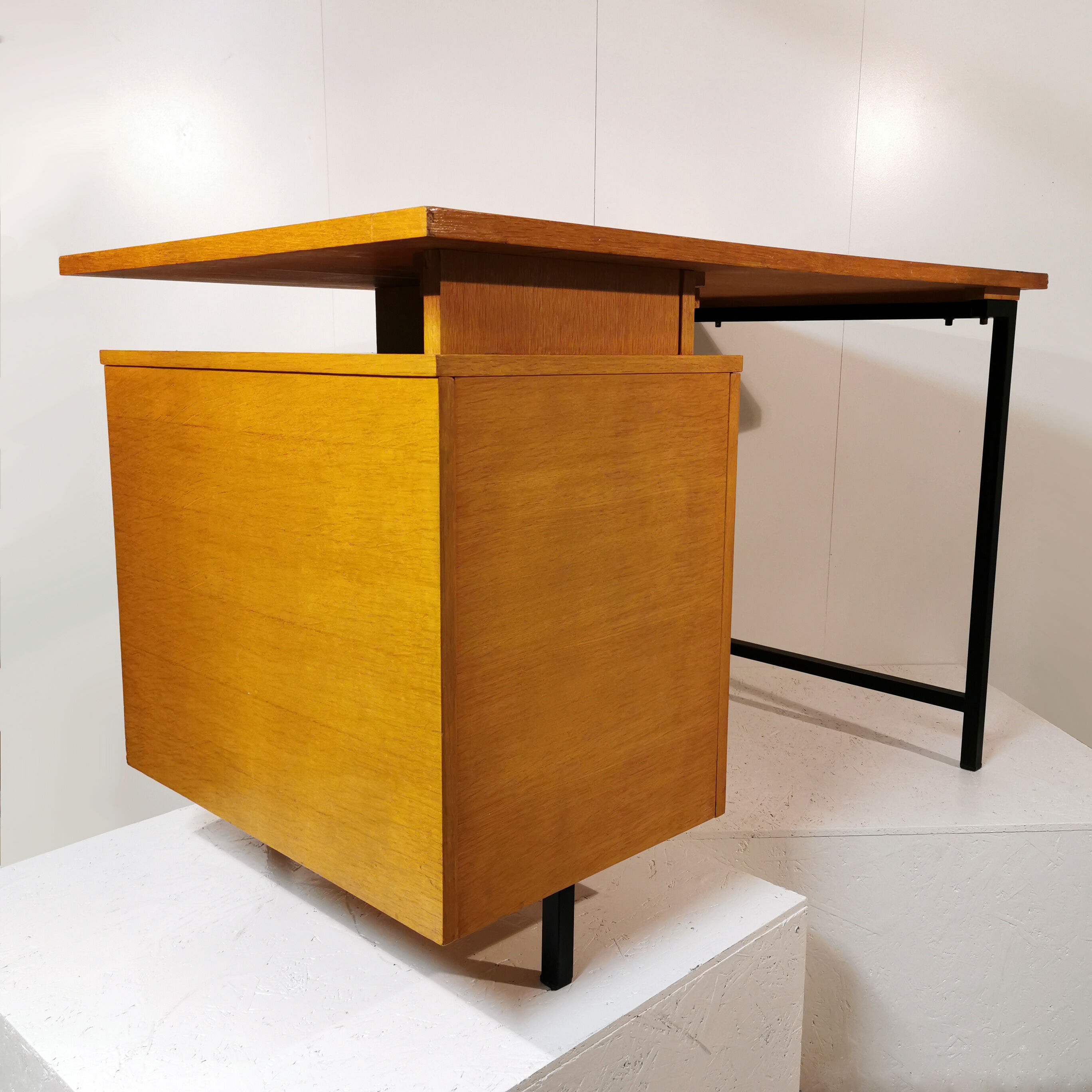 Desk 1950