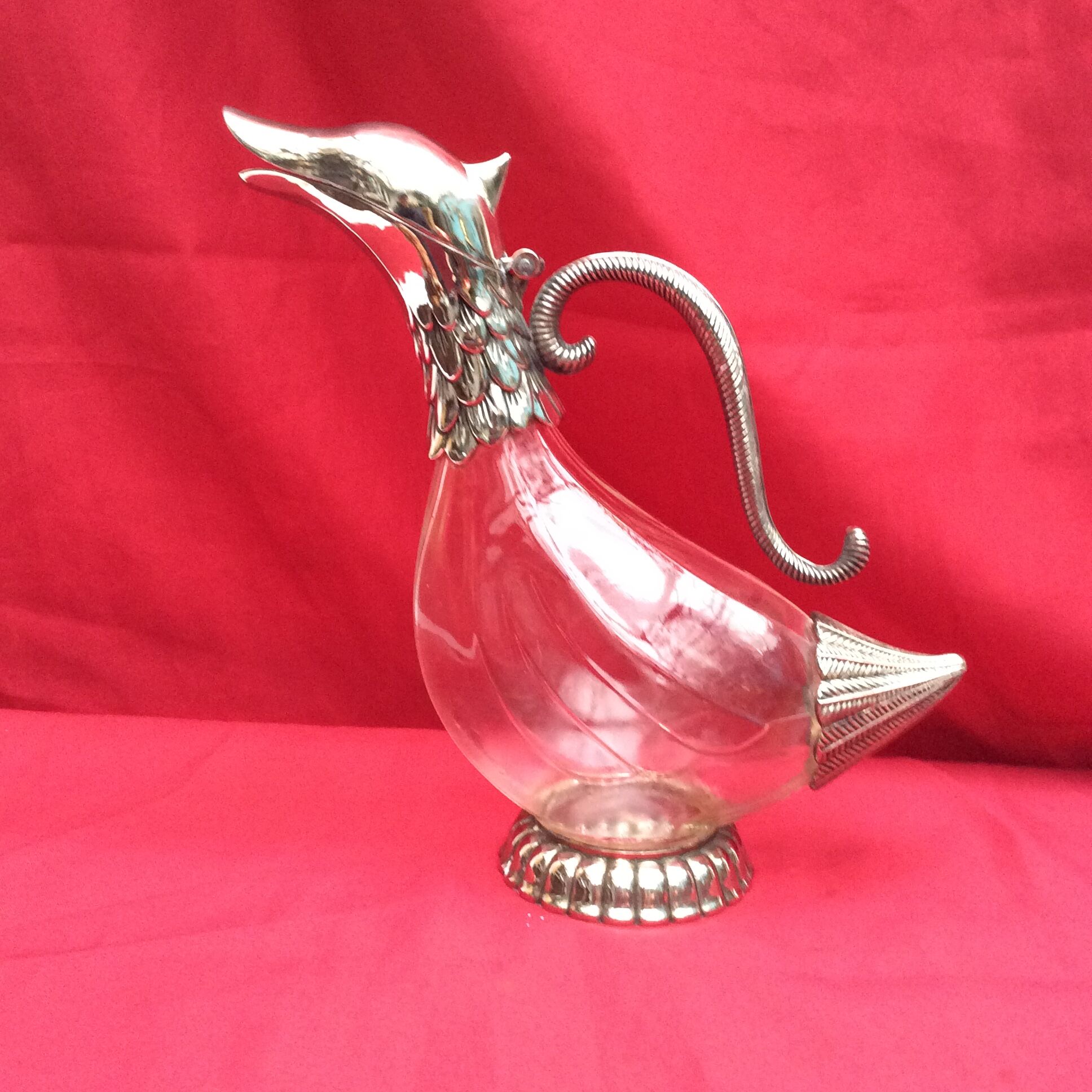 Carafe -duck in silver metal and glass signed