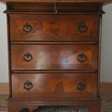 Sloped walnut secretary from the 20th century.