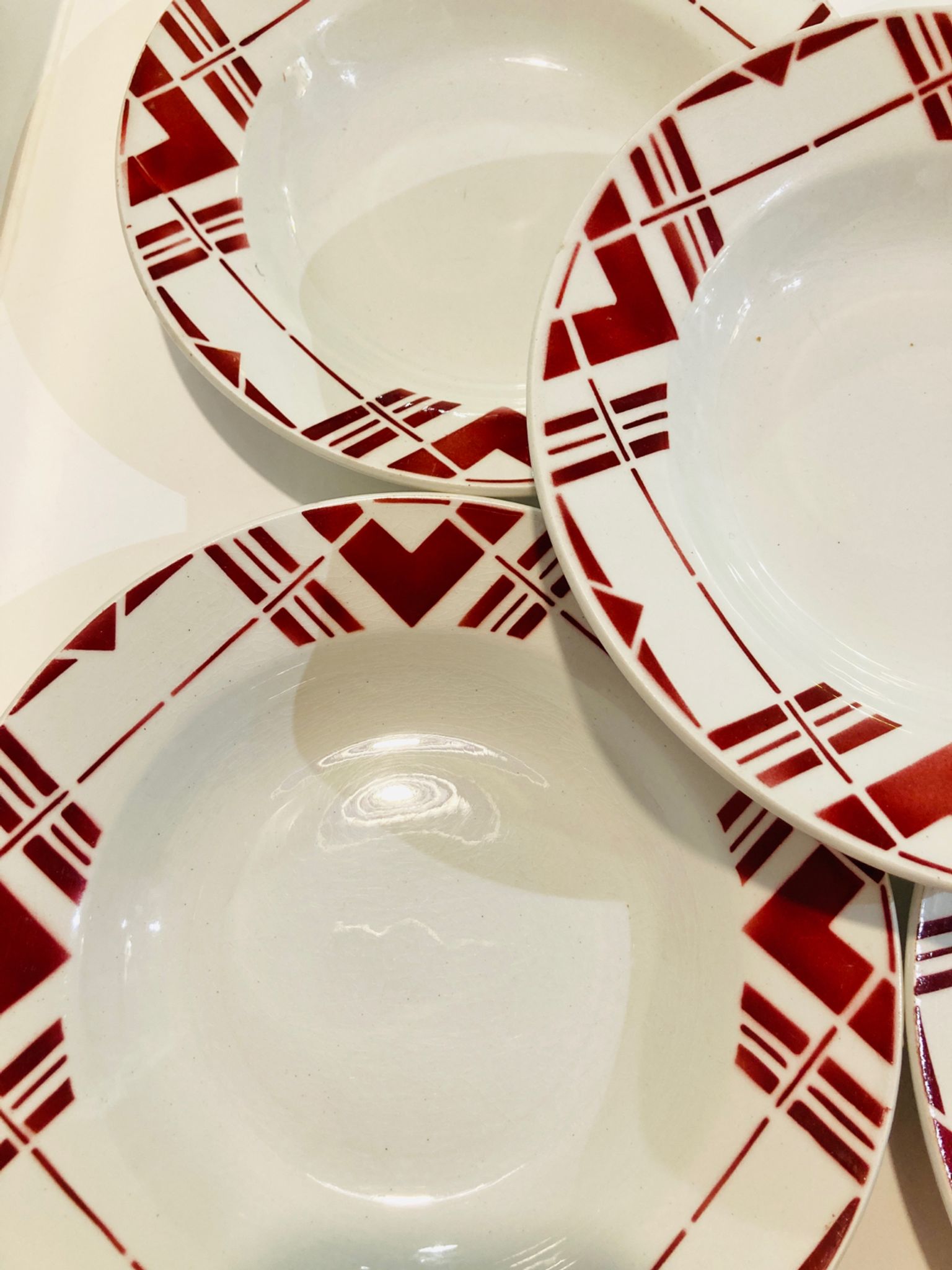 5 hollow earthenware plates burgundy ceranord St Amand