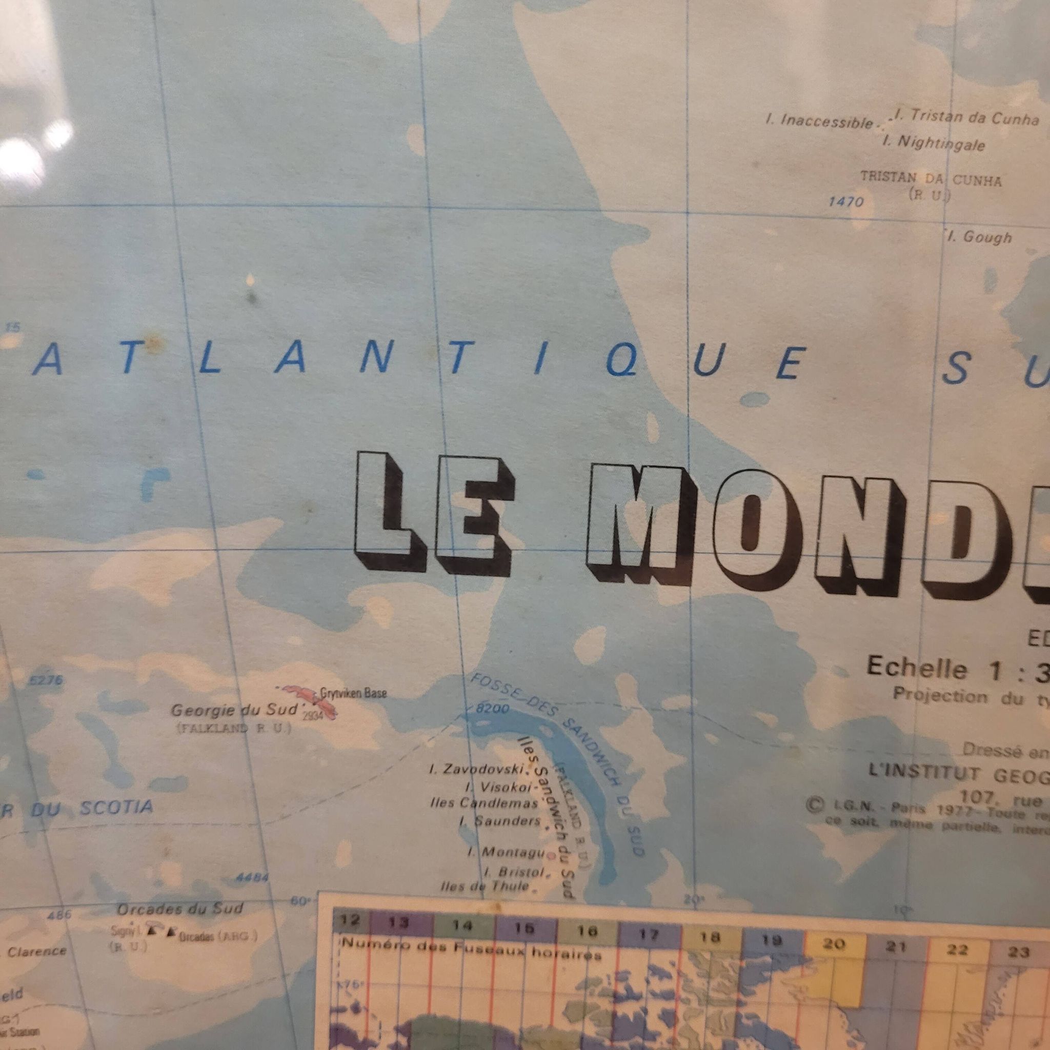 Globe map / Planisphere "Le Monde Politique", National Geographic Institute, 20th century – Fran