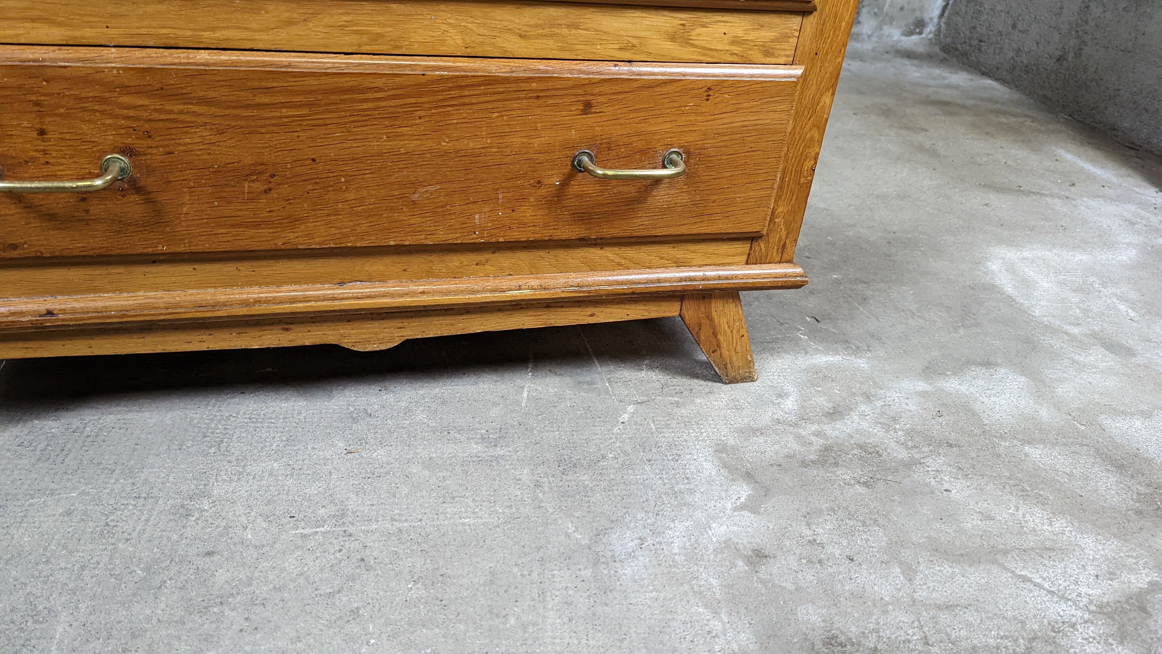 Commode pied compas scandinave