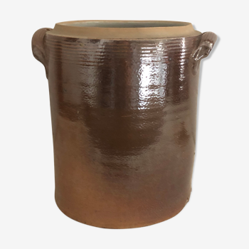 Vernified sandstone pot, country kitchen