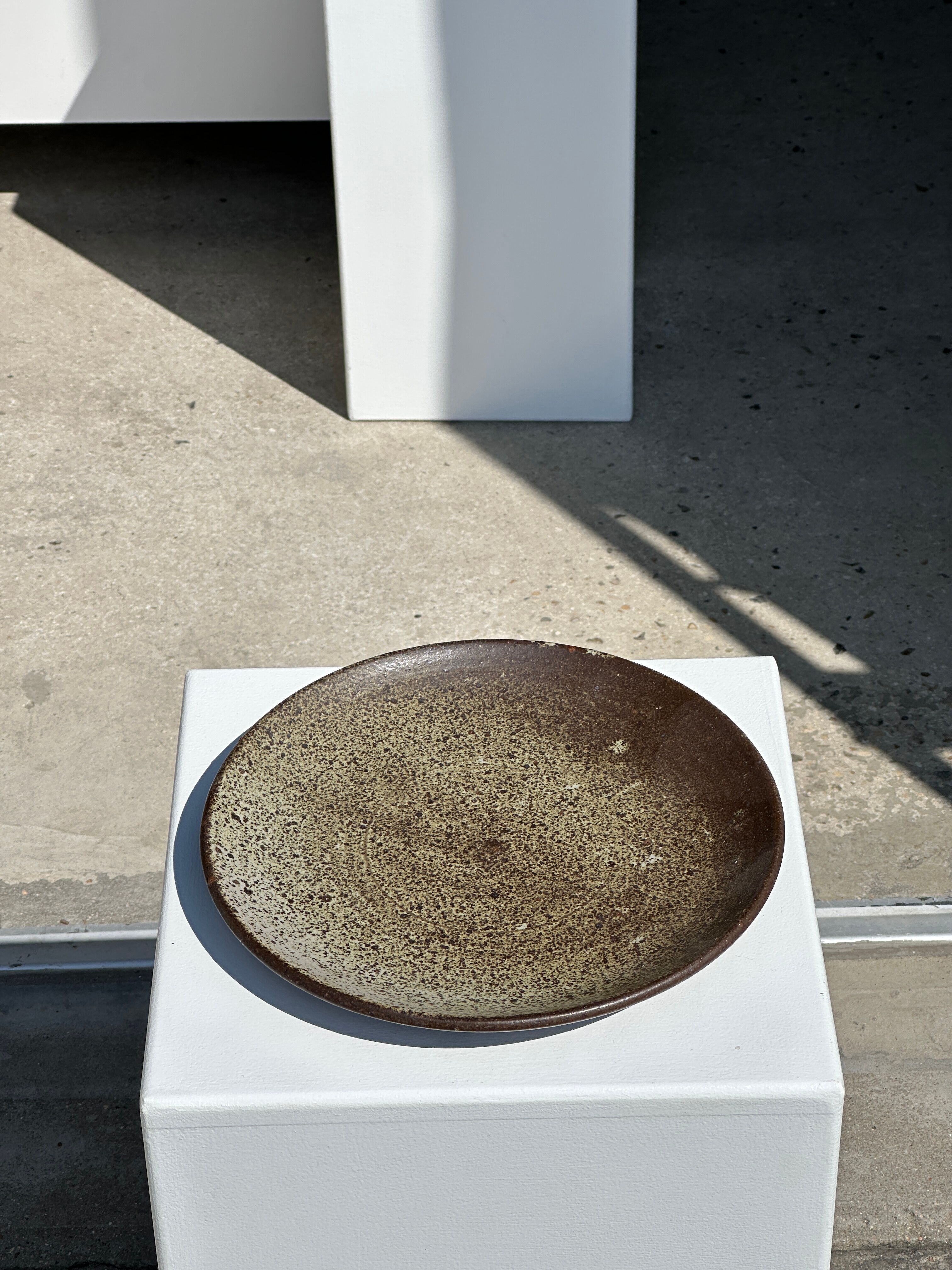 Indonesian green ceramic dish D:26.5