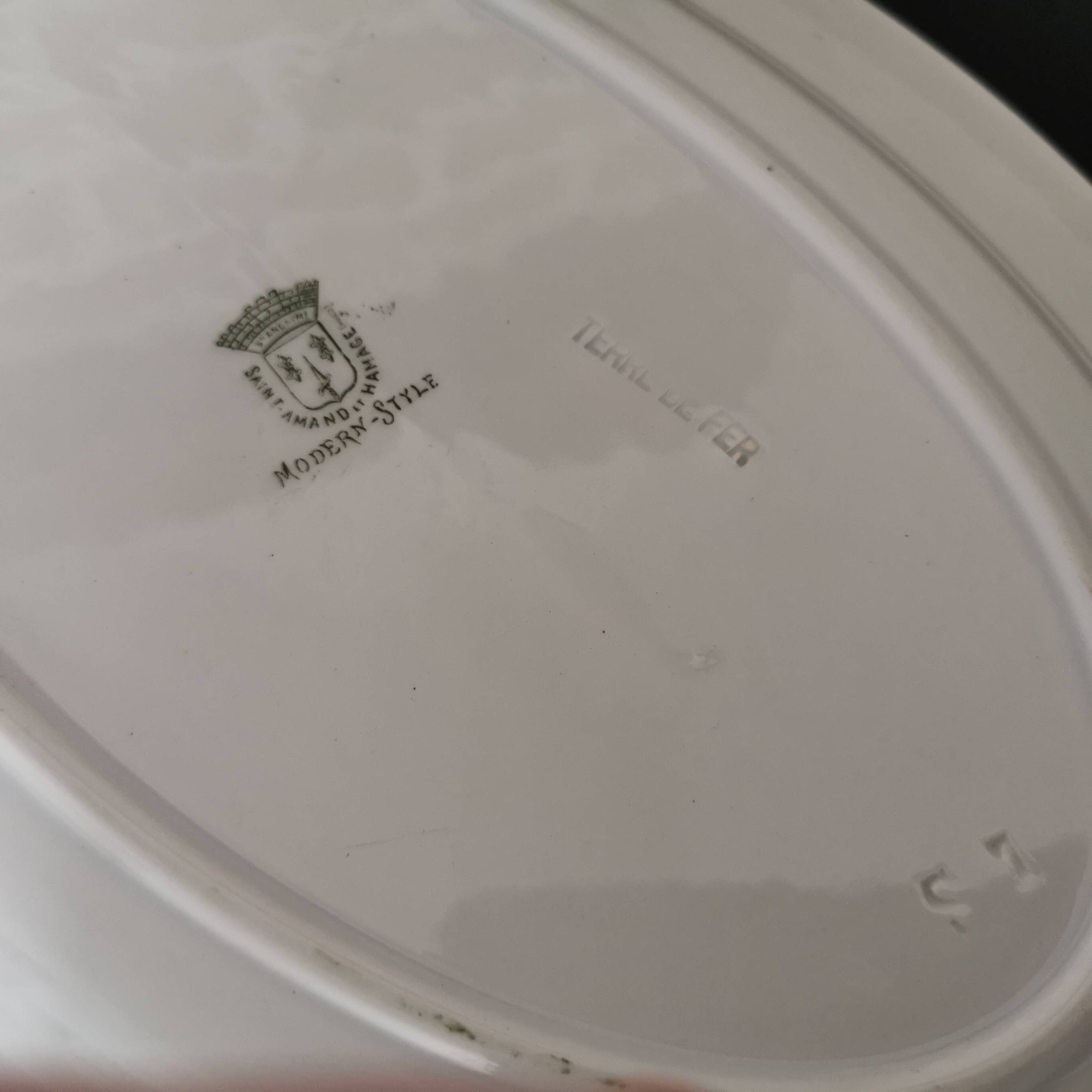 Large oval dish St Amand model "modern style" green Terre de Fer