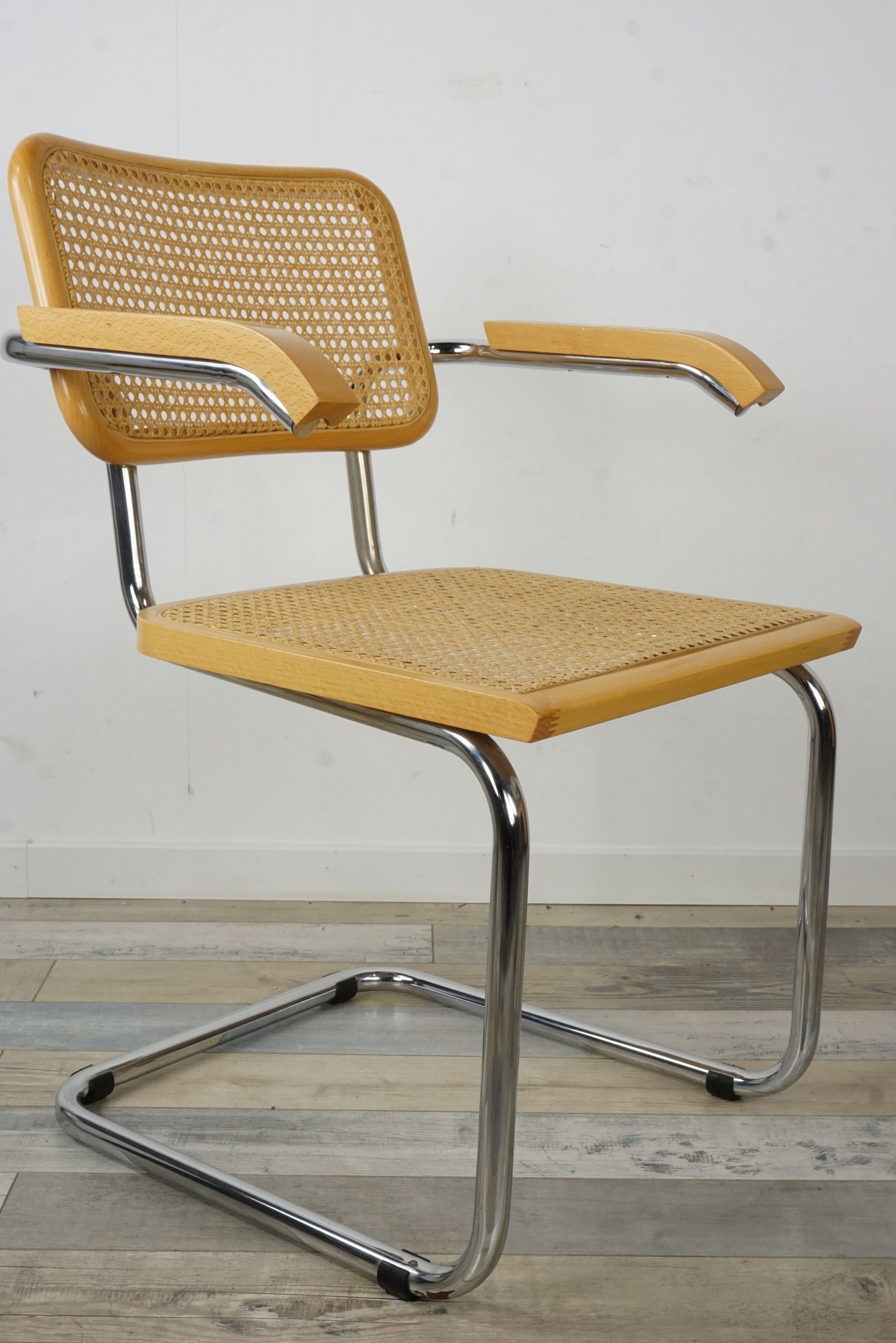 Cesca B64 armchair Marcel Breuer