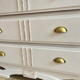 Mustache feet chest of drawers