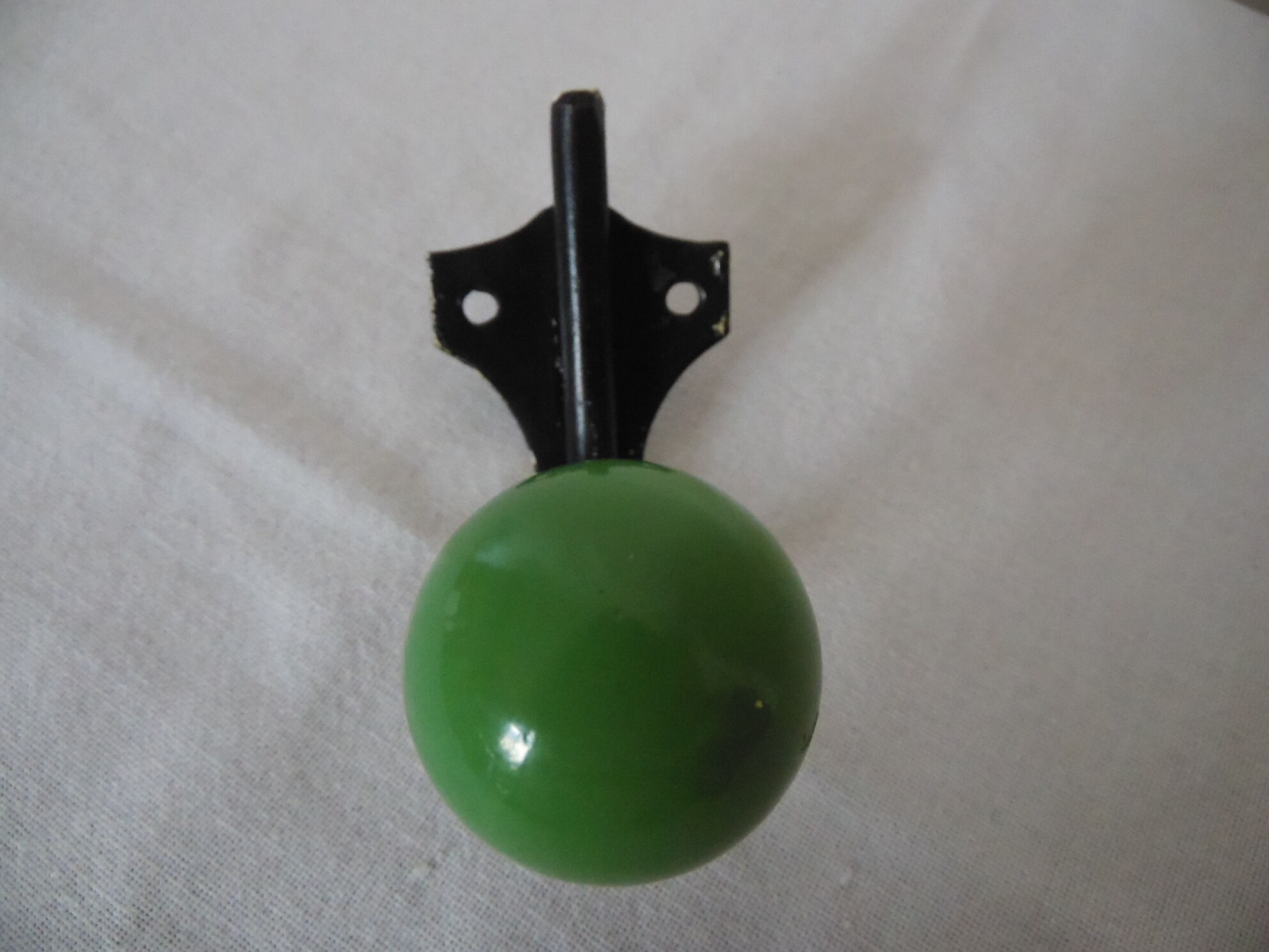 patere ball green wood