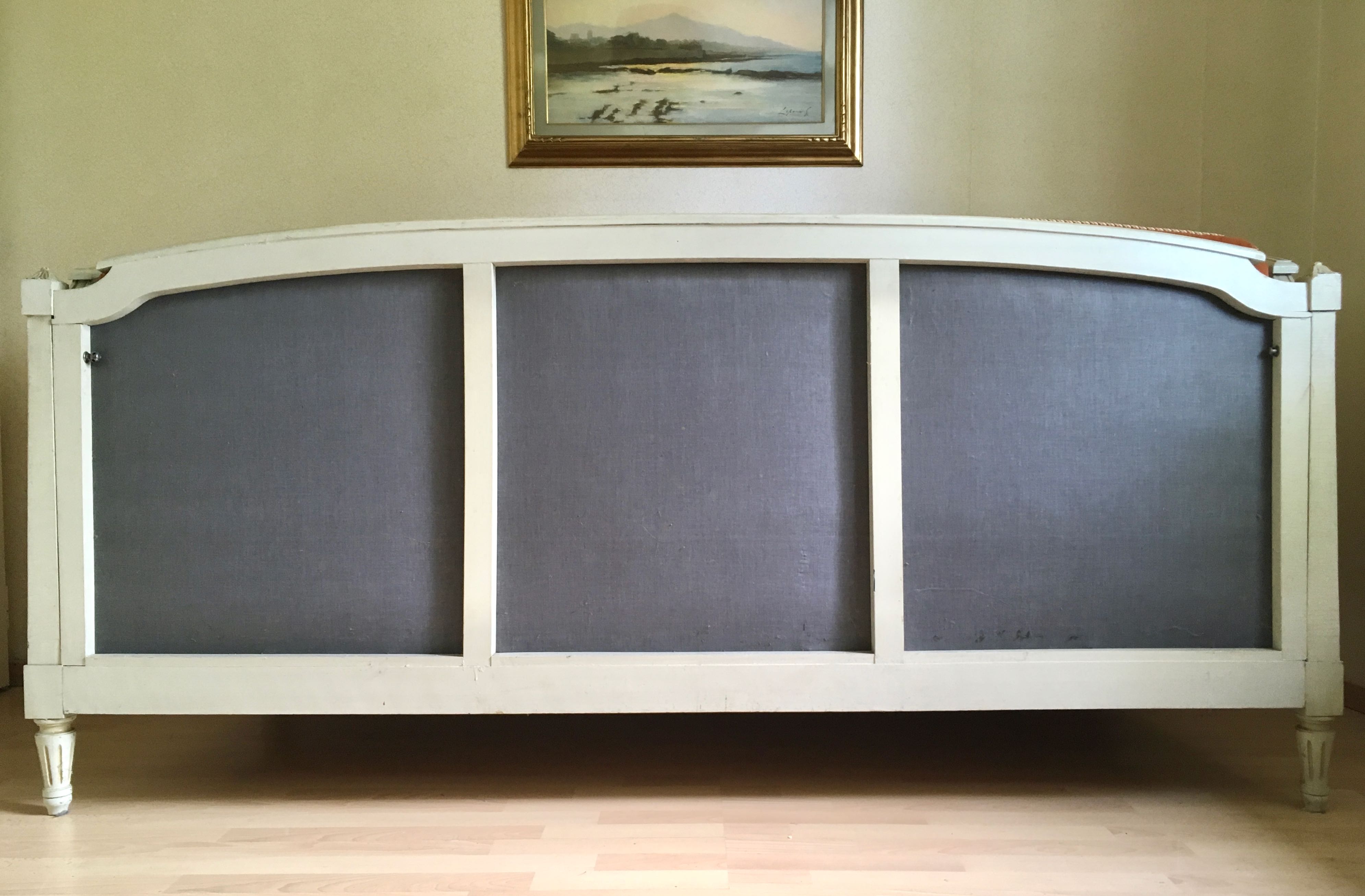 Sofa bed wood and velvet