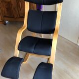 Armchair model "gravity balans", design Peter Opsvik, published by Stokke