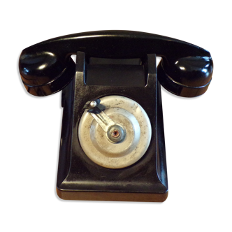 Téléphone vintage à manivelle en bakélite