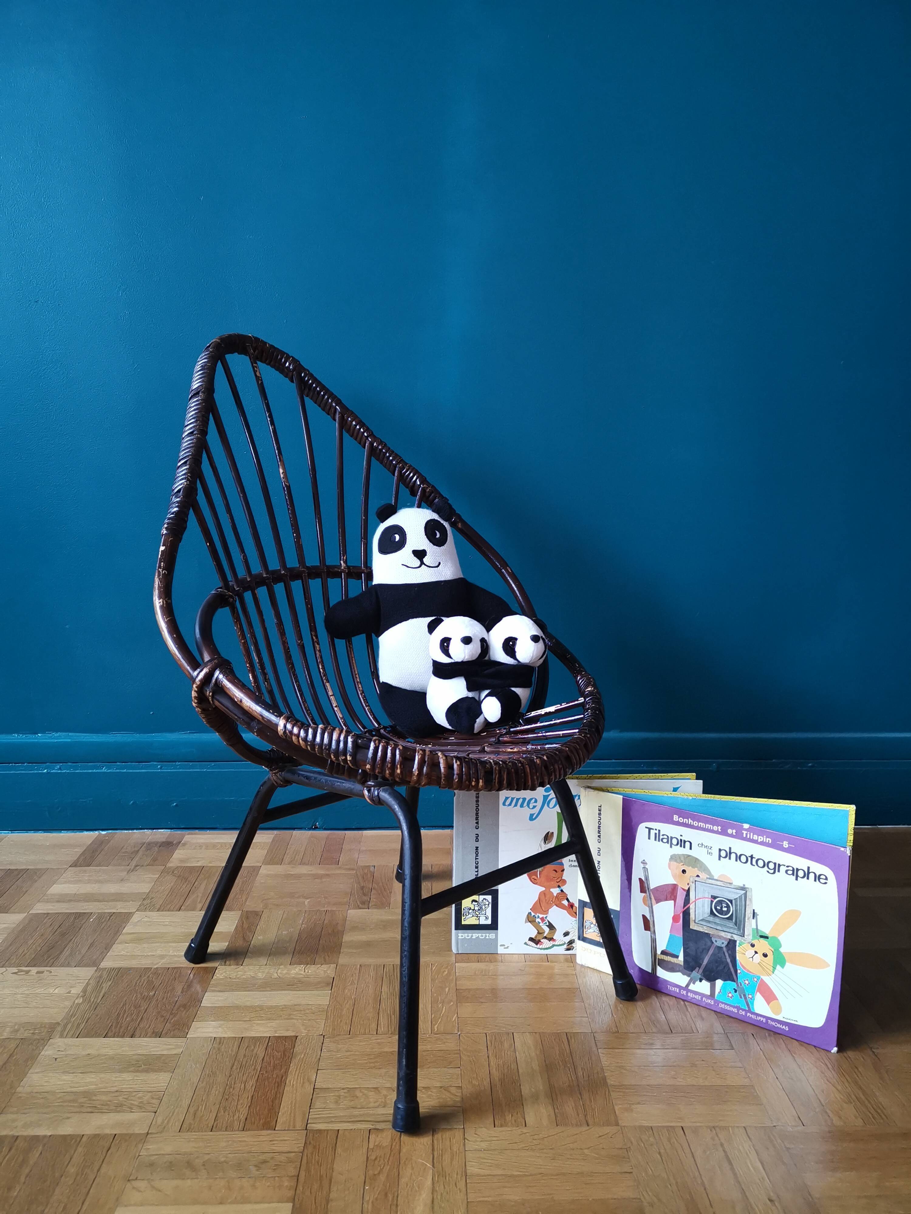Small armchair in original and vintage Wicker for child