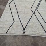 Handmade traditional pure natural wool rug size 200 x 300 cm