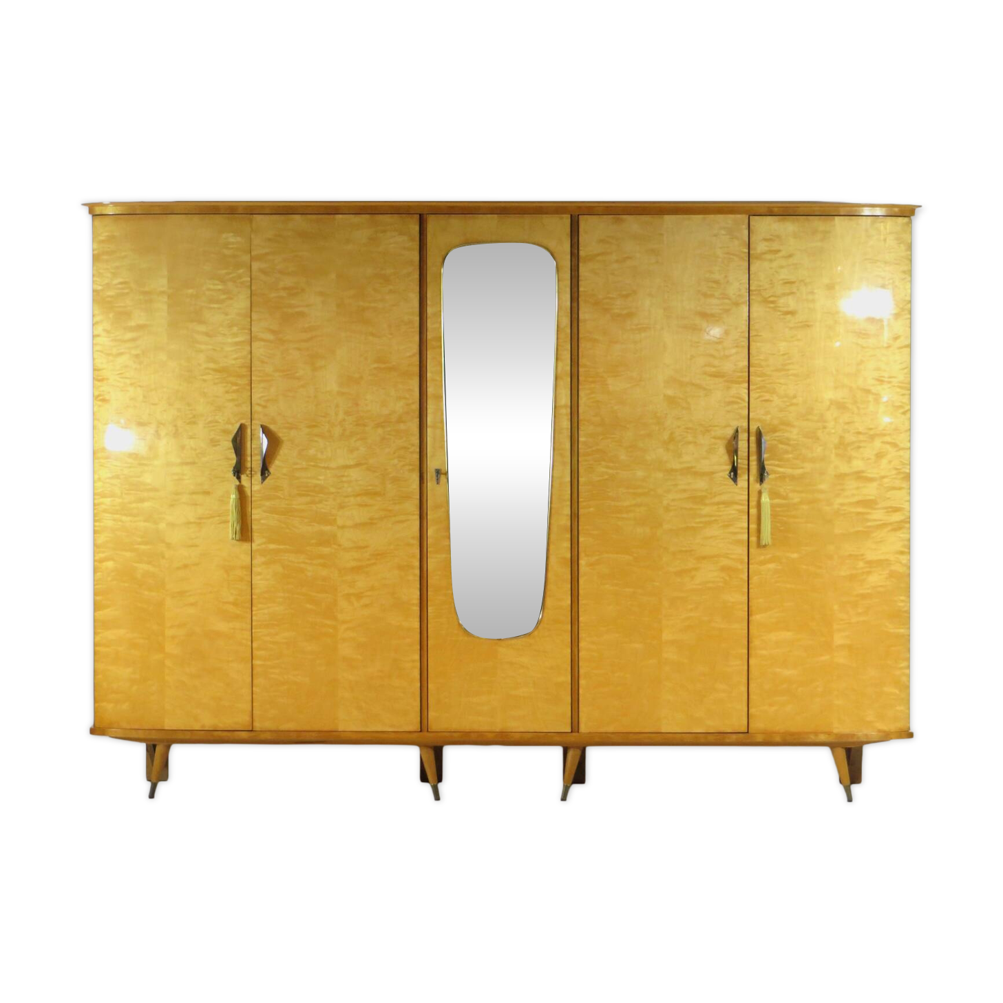 Grande armoire moderne à 5 portes du milieu du siècle en érable flammé, années 1950