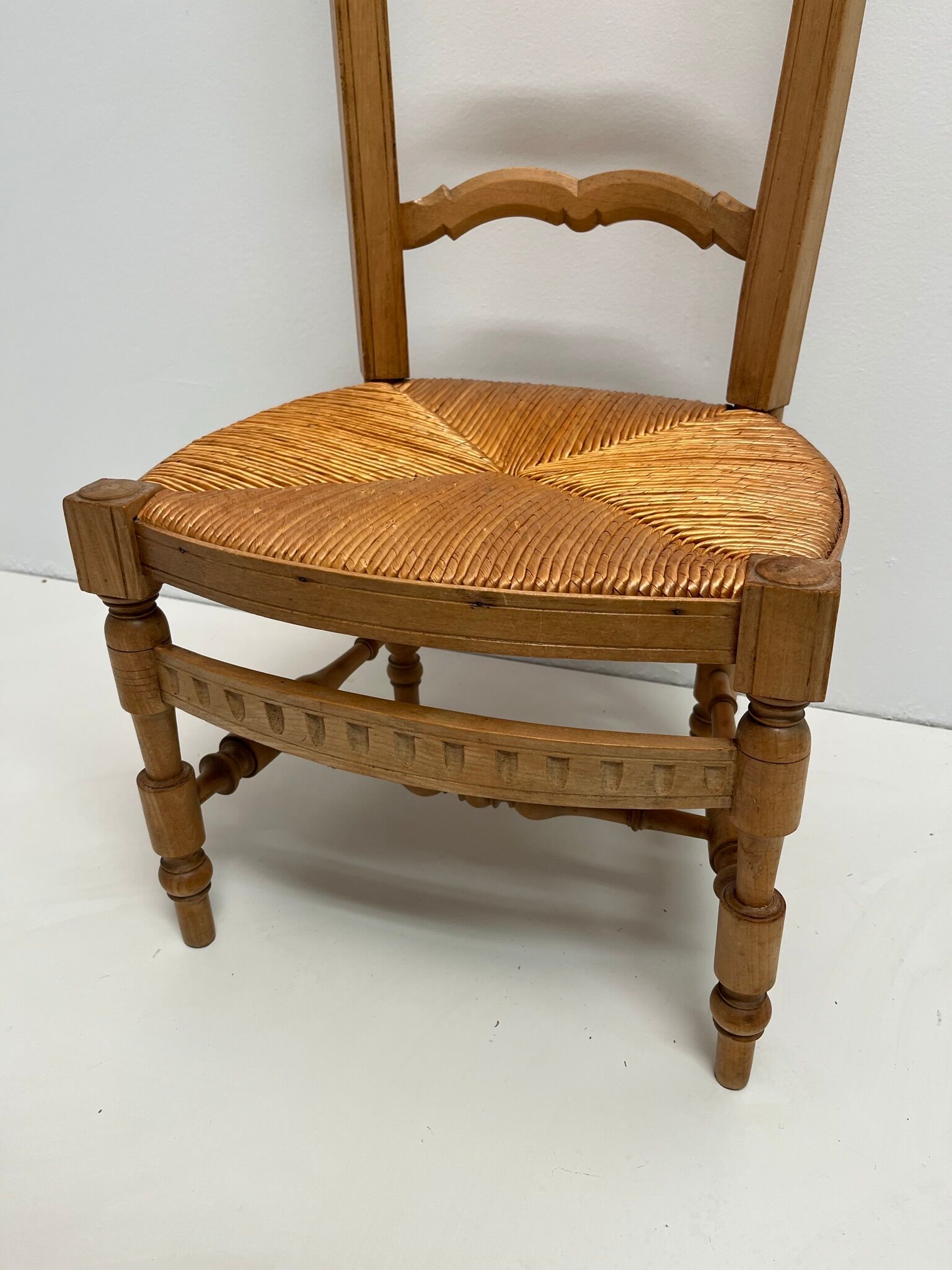 Vintage mulched nurse chair