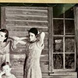 📸 Fine Art Photograph by Walker Evans – Sharecropper Children, Alabama (1936)