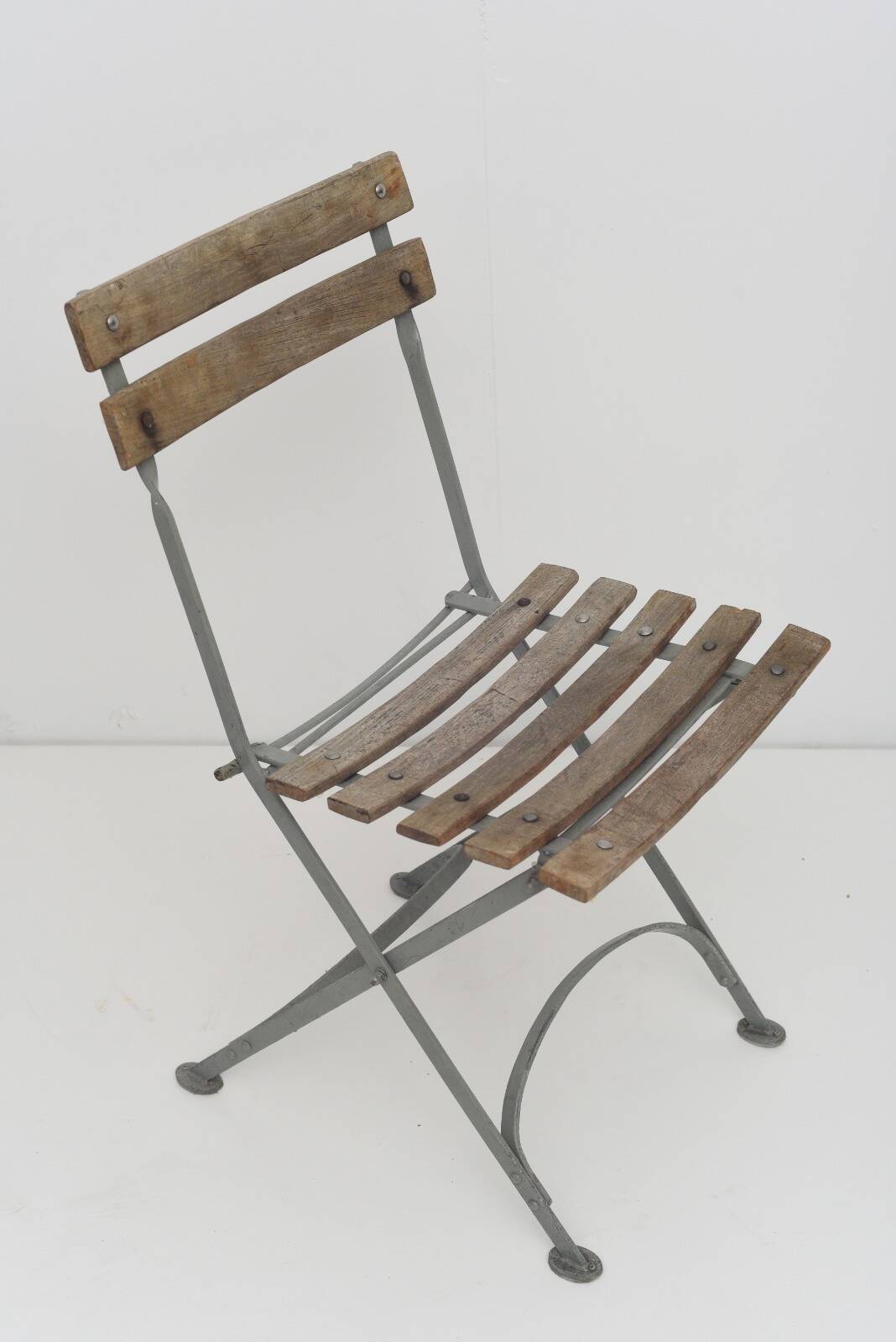 Garden chairs in wood and wrought iron