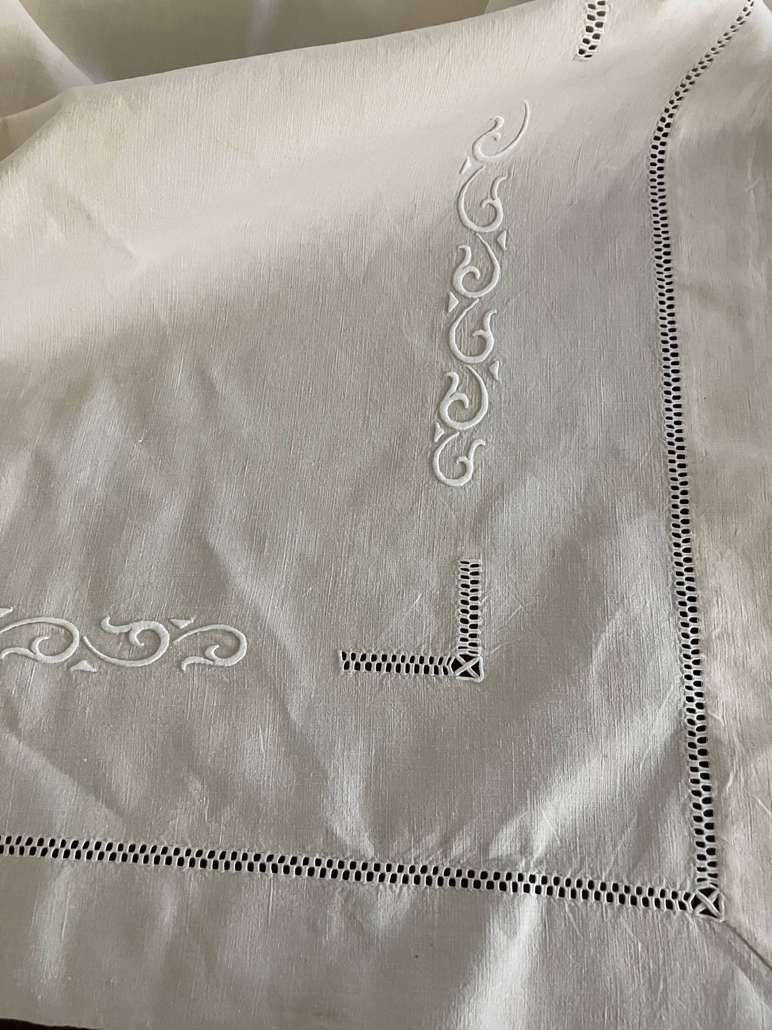 Drap métis avec monogramme MLB - Modèle 1