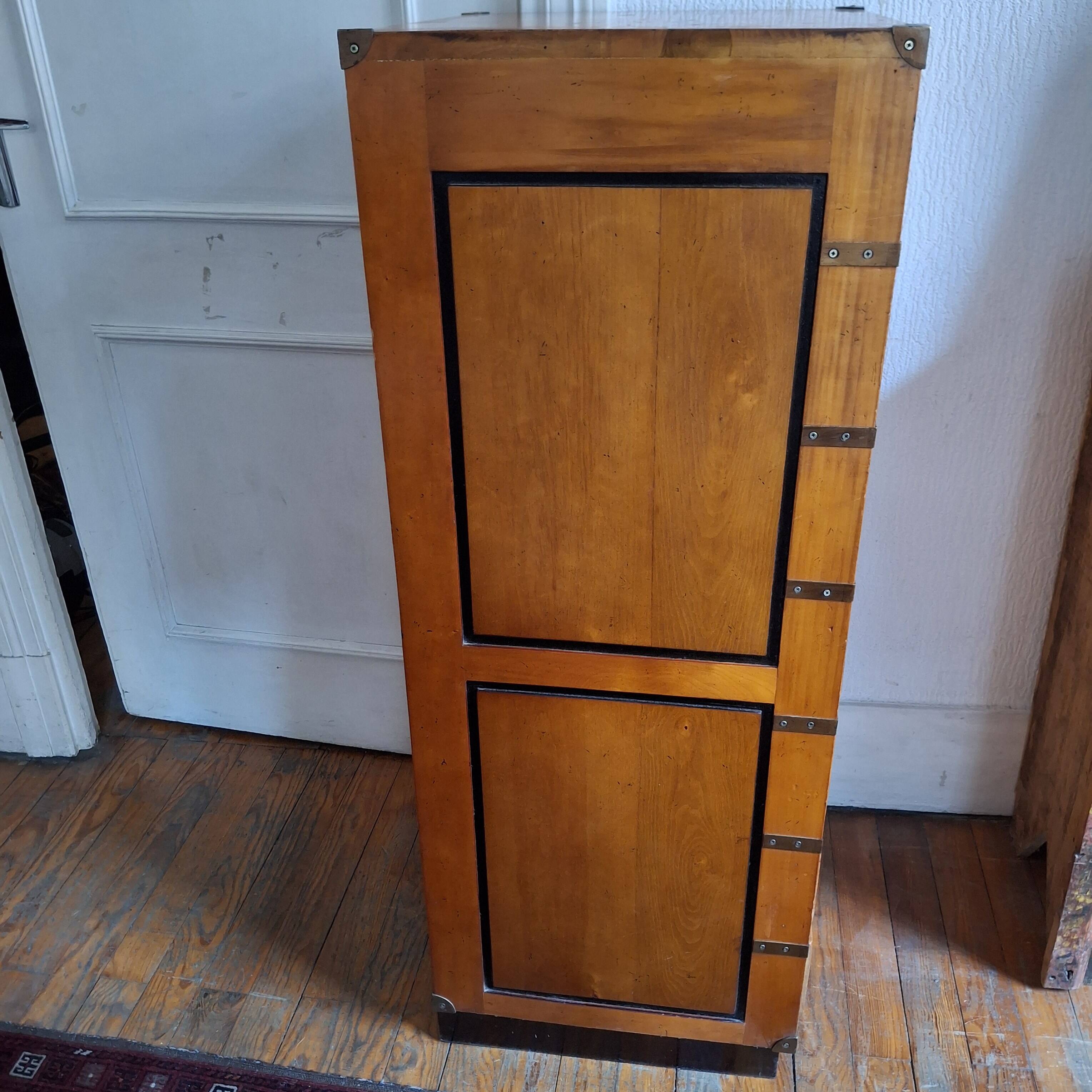 Nautical style chest of drawers.