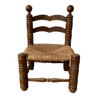 Chaise basse paillée